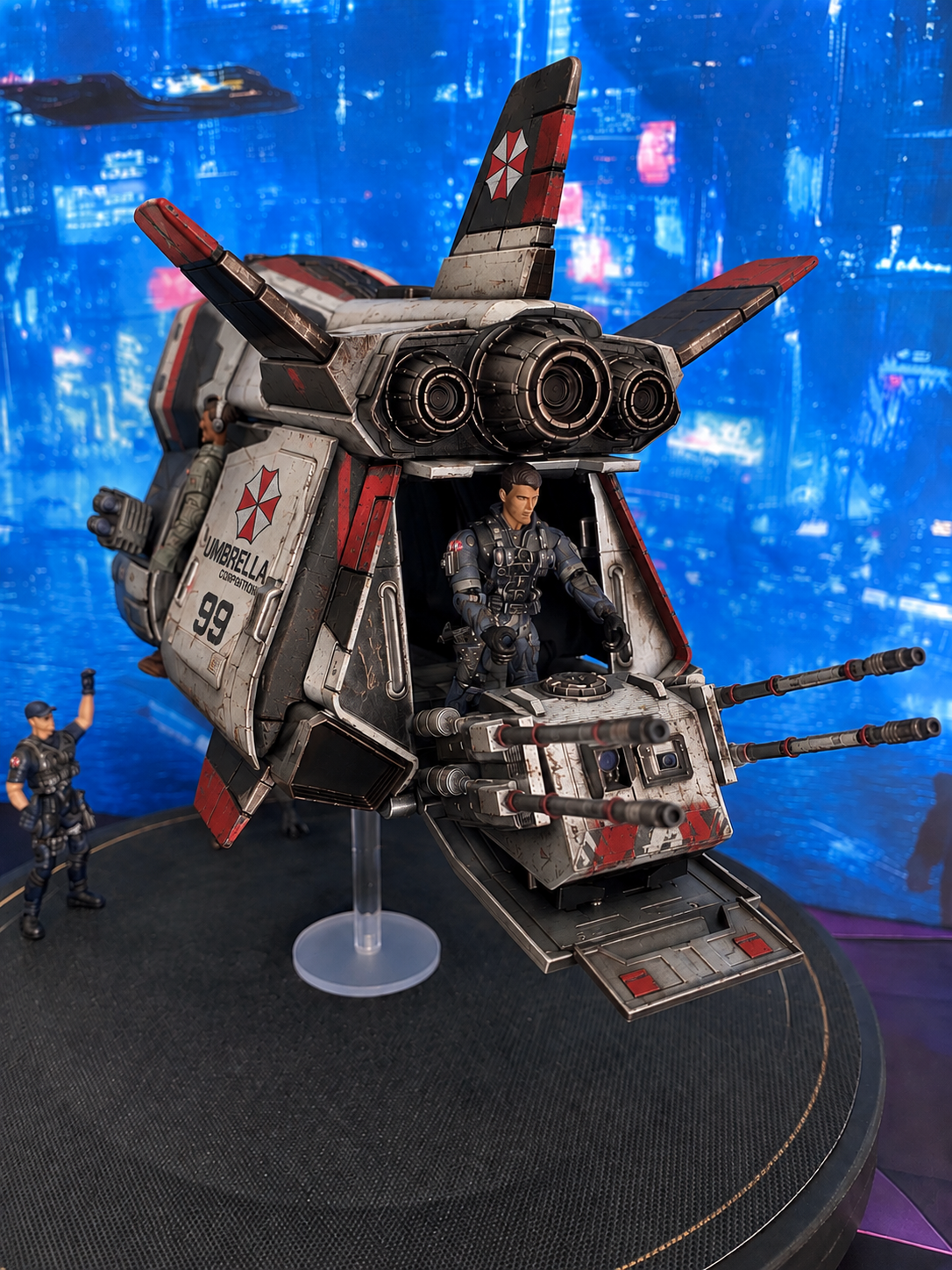 Resident Evil Umbrella Corporation Dropship 1:18 Custom Vintage Collectible
