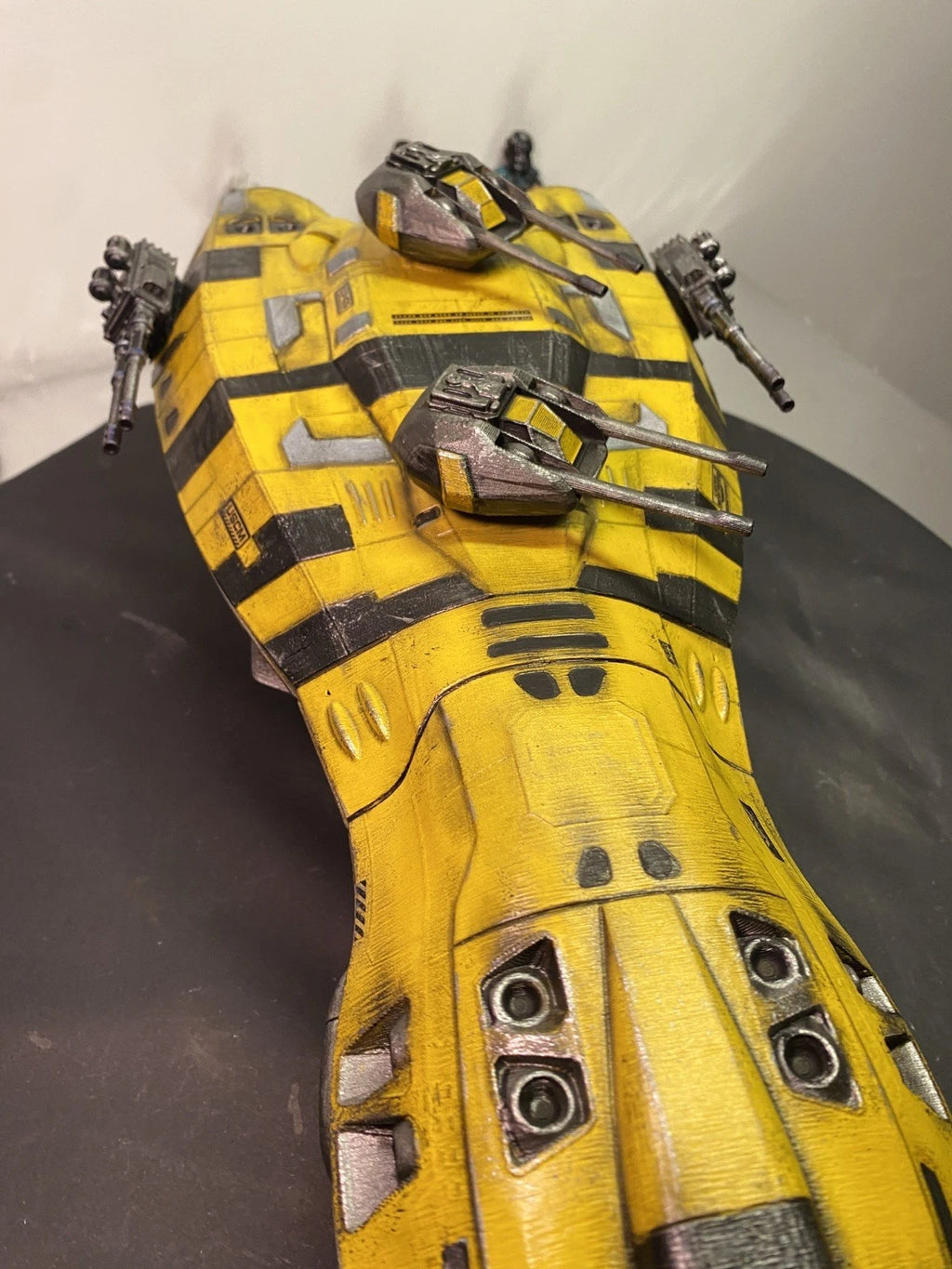 Razor Leaf Gunship – AVATAR RDA Hazard-Stripe VTOL / Pandora Fire Ash Custom