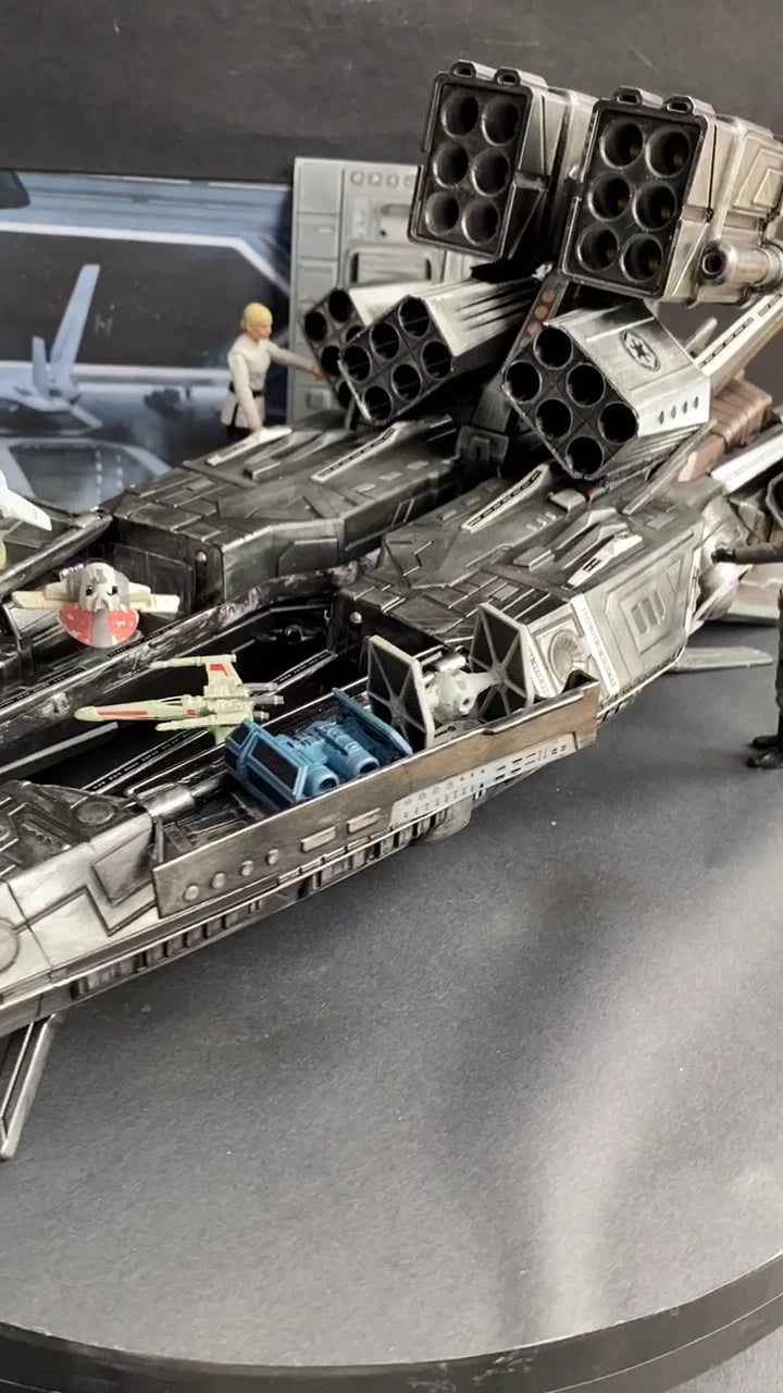 Mandalorian  – Custom Imperial Star Destroyer Executor Star Wars collectible