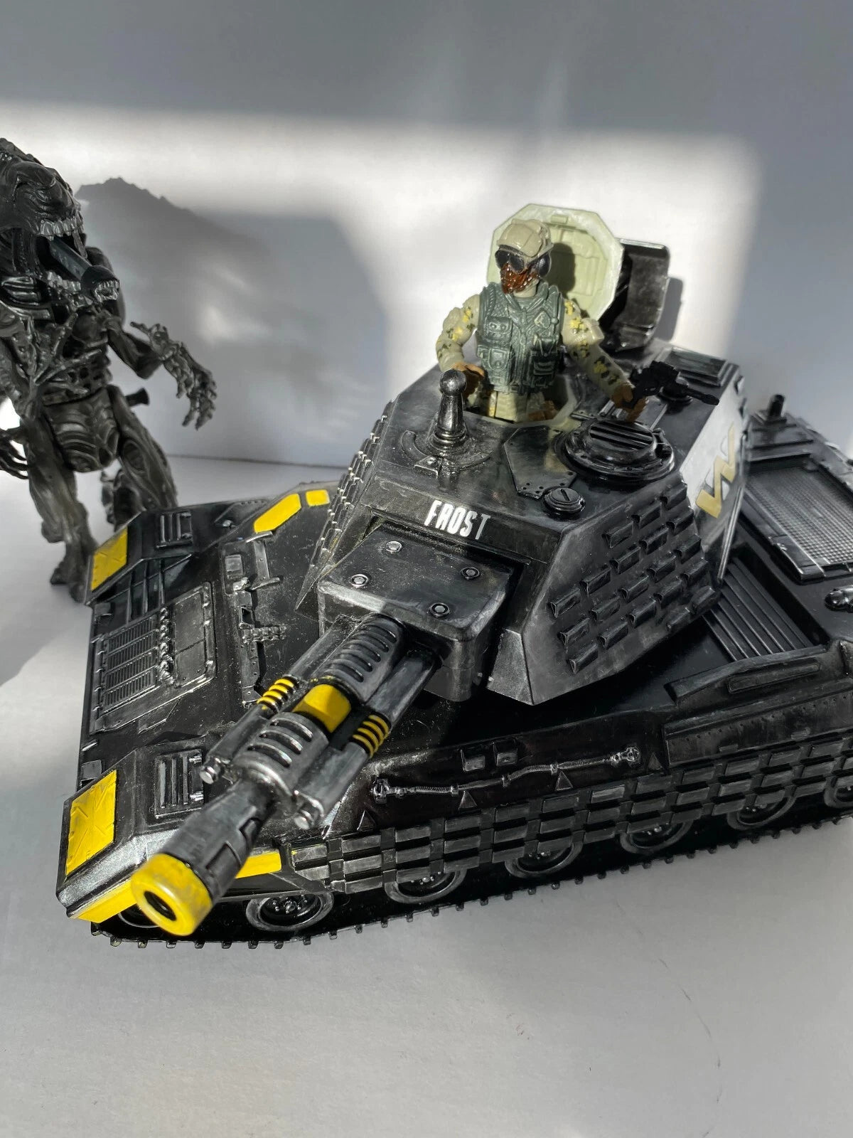 Aliens Hadley Hope Weyland Yutani Colony Tank Kenner Neca Vintage Alien Earth - view 6