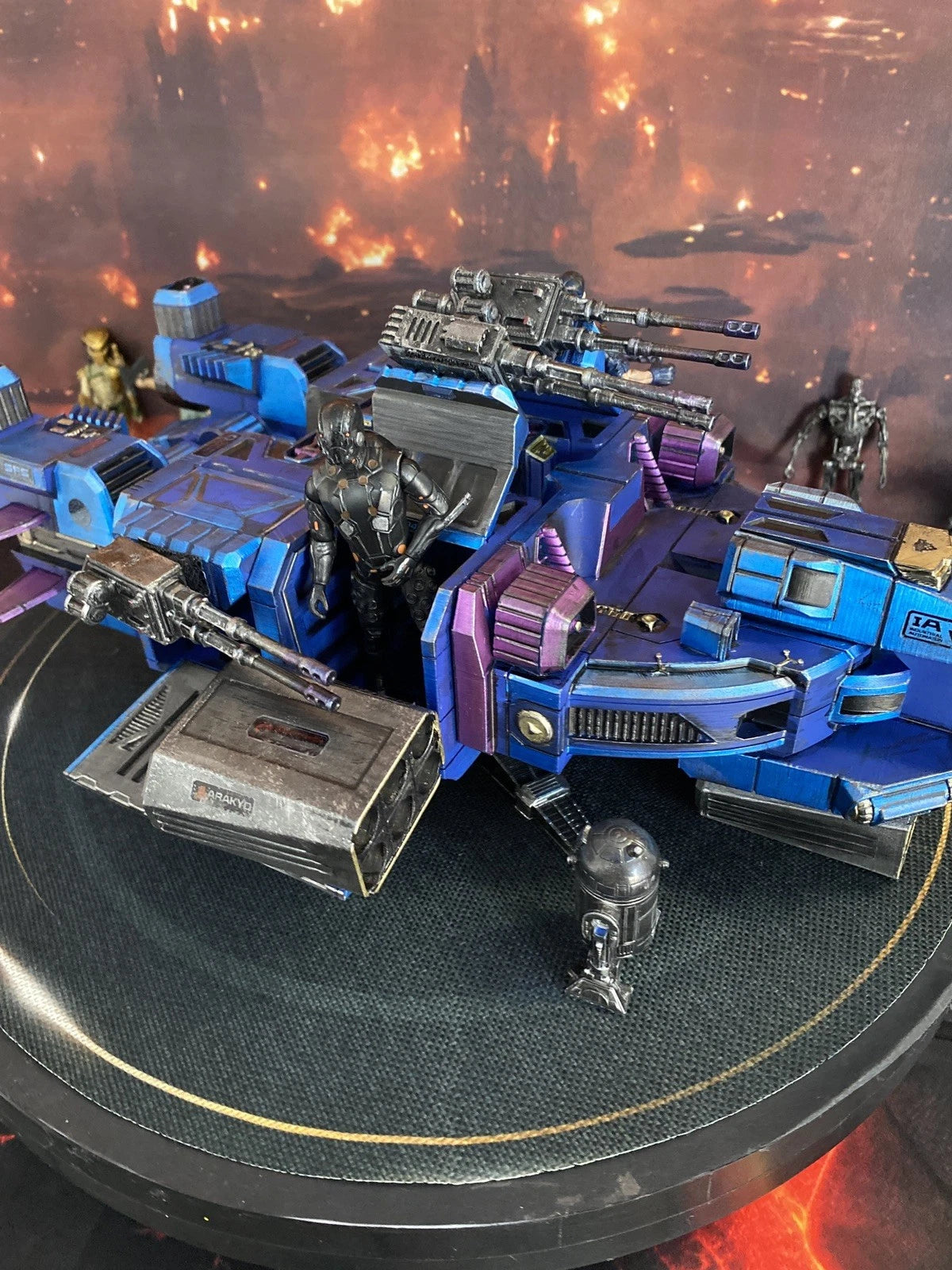 Aliens Weyland Yutani Siege Lander | Custom Colonial Marine Gunship Romulus APC
