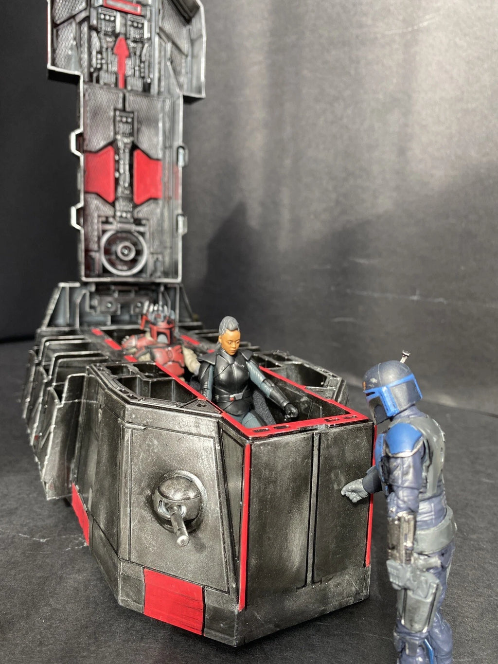 Star Wars Mandalorian Custom Troop Transport Boba Fett Darksaber Beskar Diorama