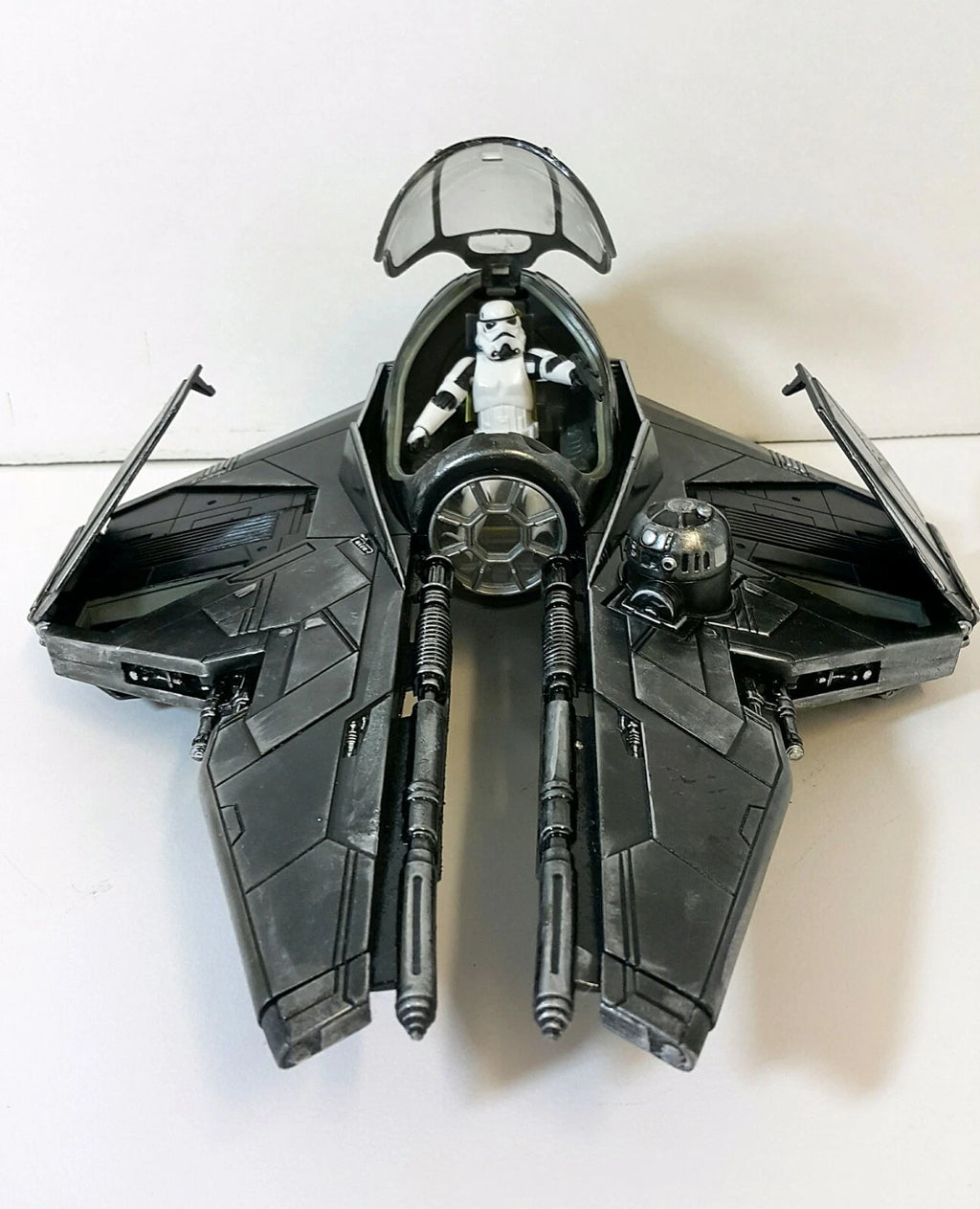 Black Howl Interceptor – Star Wars Custom Sith Starfighter Fallen Empire Vintage - view 11