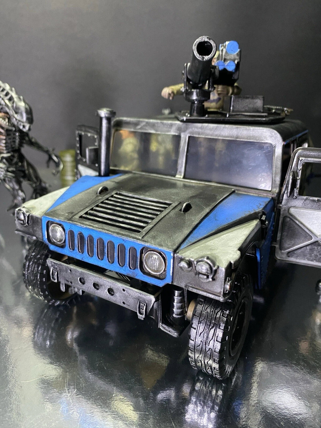 Aliens Hadley Hope Colonial Marines Truck Weyland Yutani Romulus Earth Neca