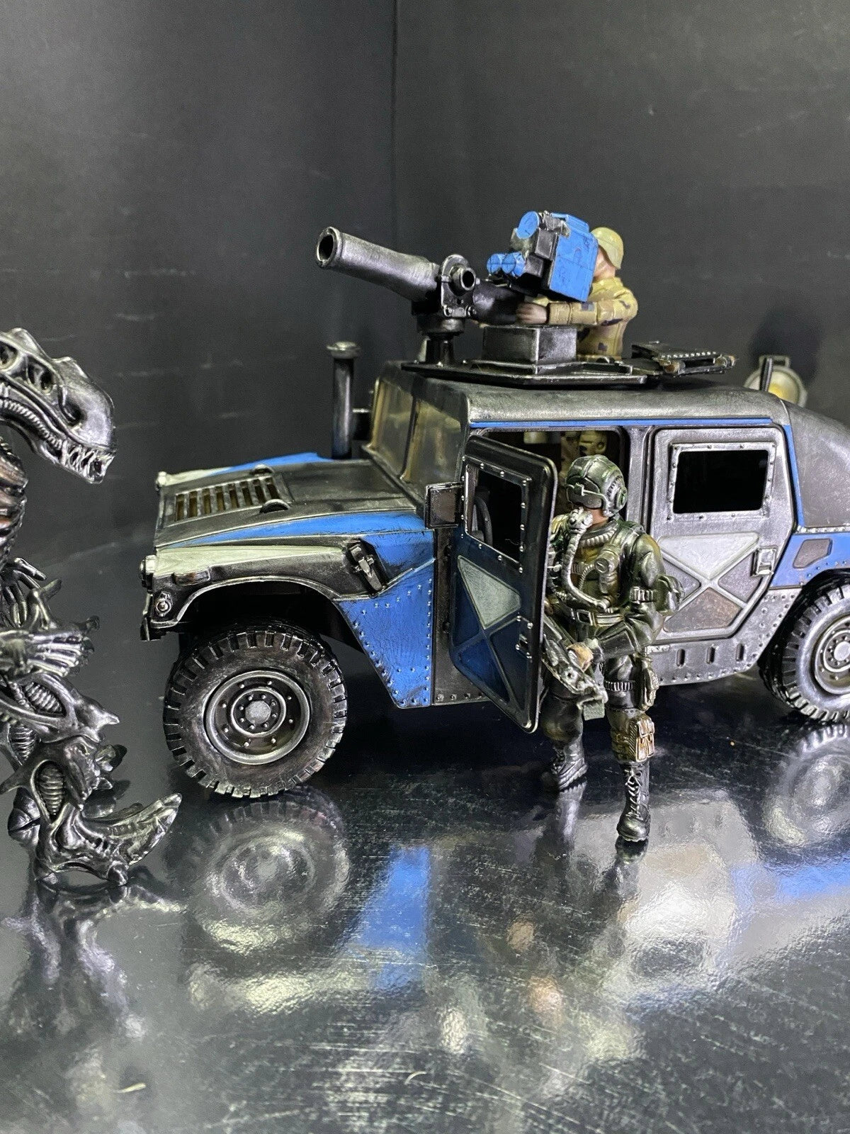 Aliens Hadley Hope Colonial Marines Truck Weyland Yutani Romulus Earth Neca