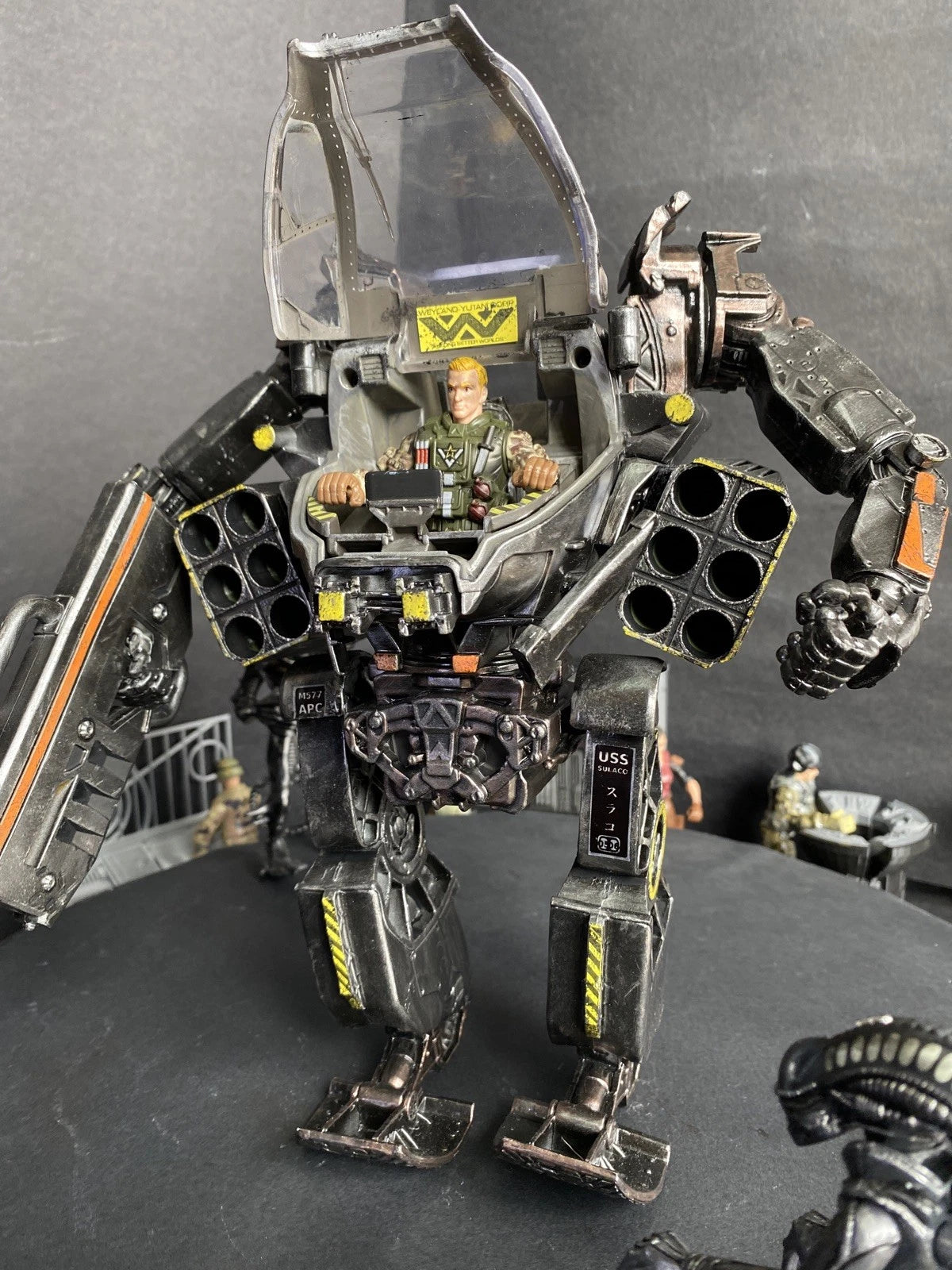 ALIENS Colonial Marines Custom Combat Mech Alien Earth Weyland Yutani Romulus