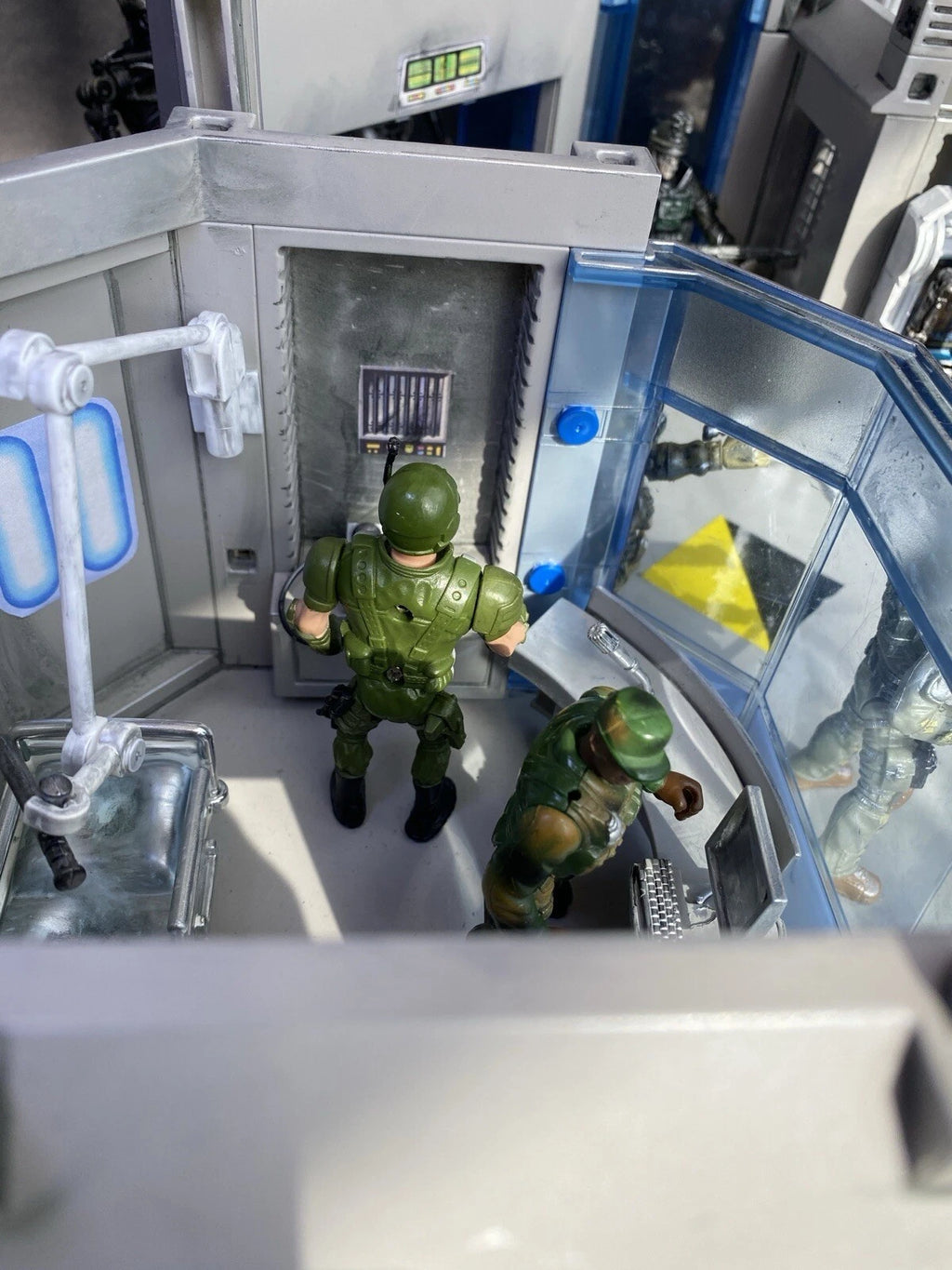 GI JOE COBRA Medical Lab Diorama 1:18 3.75 Collectible series Vintage Custom