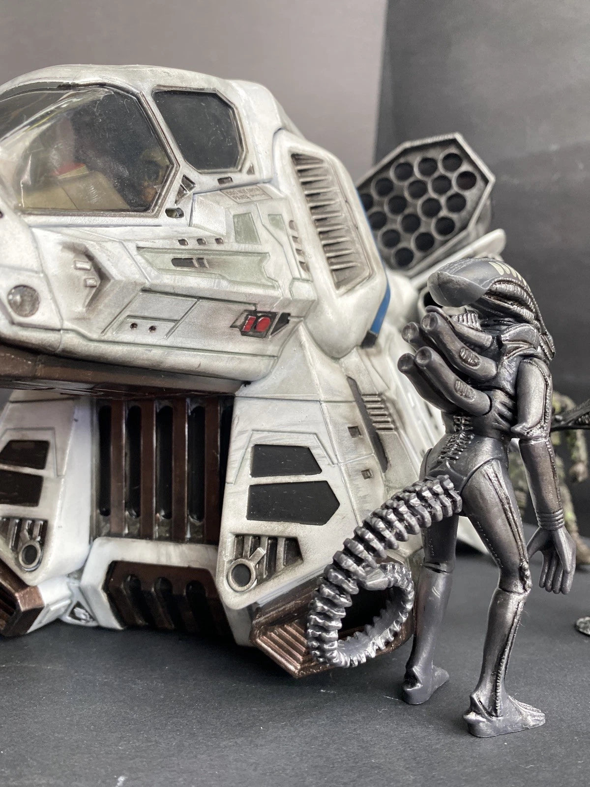 ALIENS CUSTOM GUNSHIP VEHICLE WEYLAND YUTANI COLONIAL MARINES ROMULUS 3.75