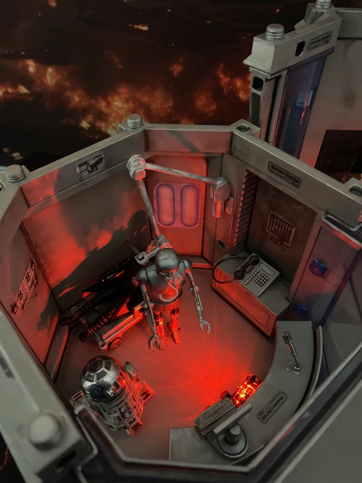 Resident Evil Umbrella Corp Raccoon City Biohazard Research Lab Diorama Horror