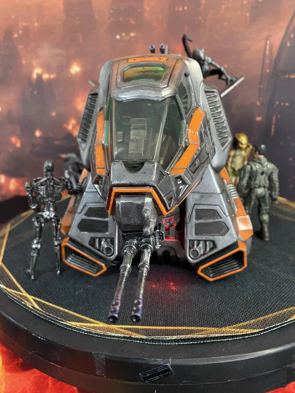 FURYAN SHADE-RUNNER Assault Shuttle Chronicles of Riddick Gunship Custom Painted