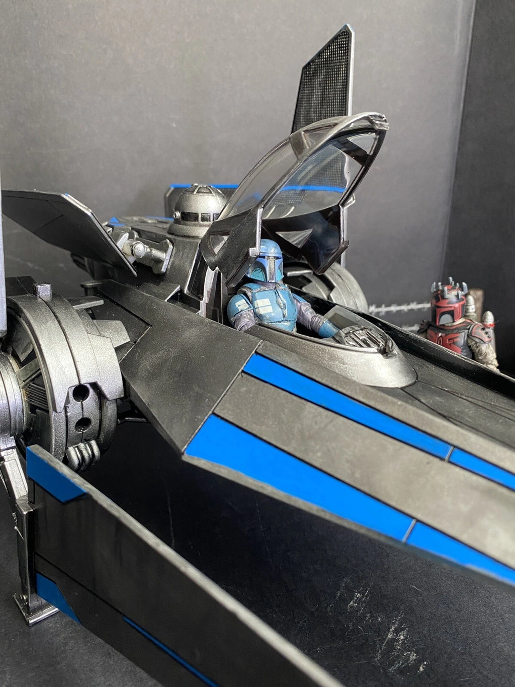 Star Wars V-Wing Interceptor — Blue Sith Maul Shadow Lord refit collectible