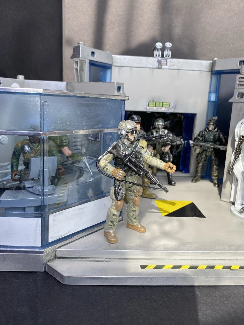 GI JOE COBRA Medical Lab Diorama 1:18 3.75 Collectible series Vintage Custom