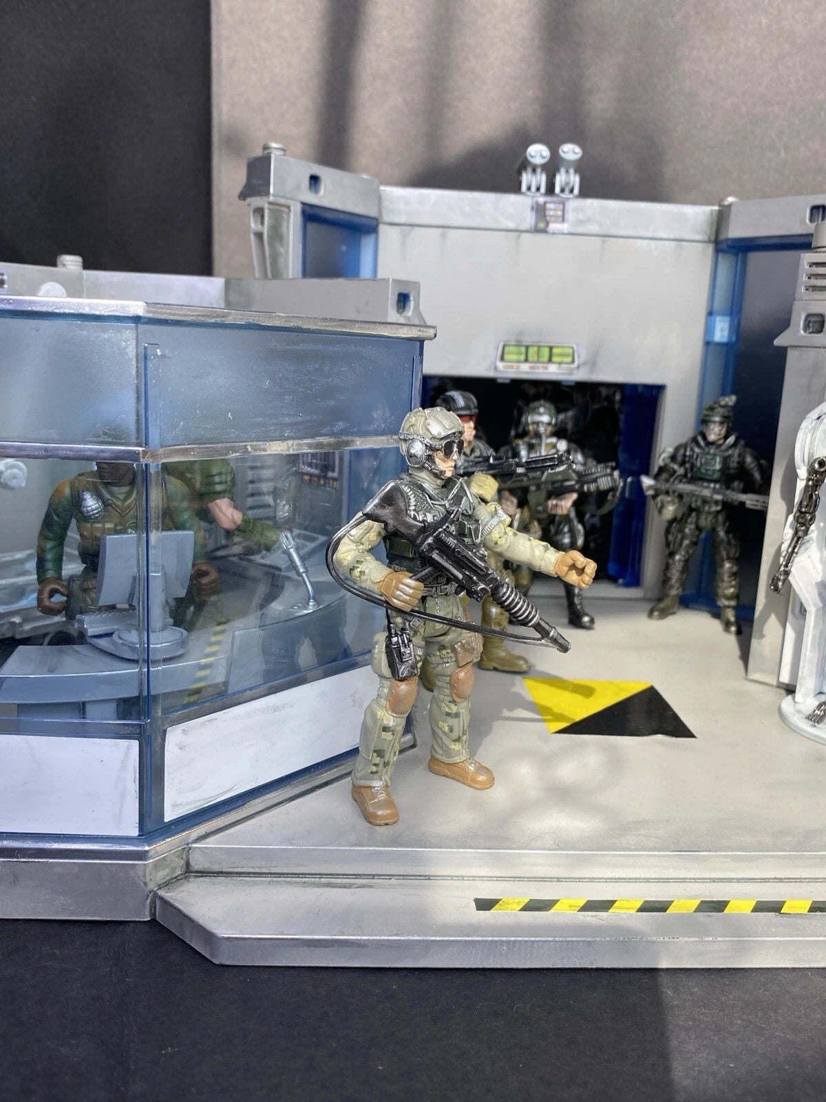 GI JOE COBRA Medical Lab Diorama 1:18 3.75 Collectible series Vintage Custom