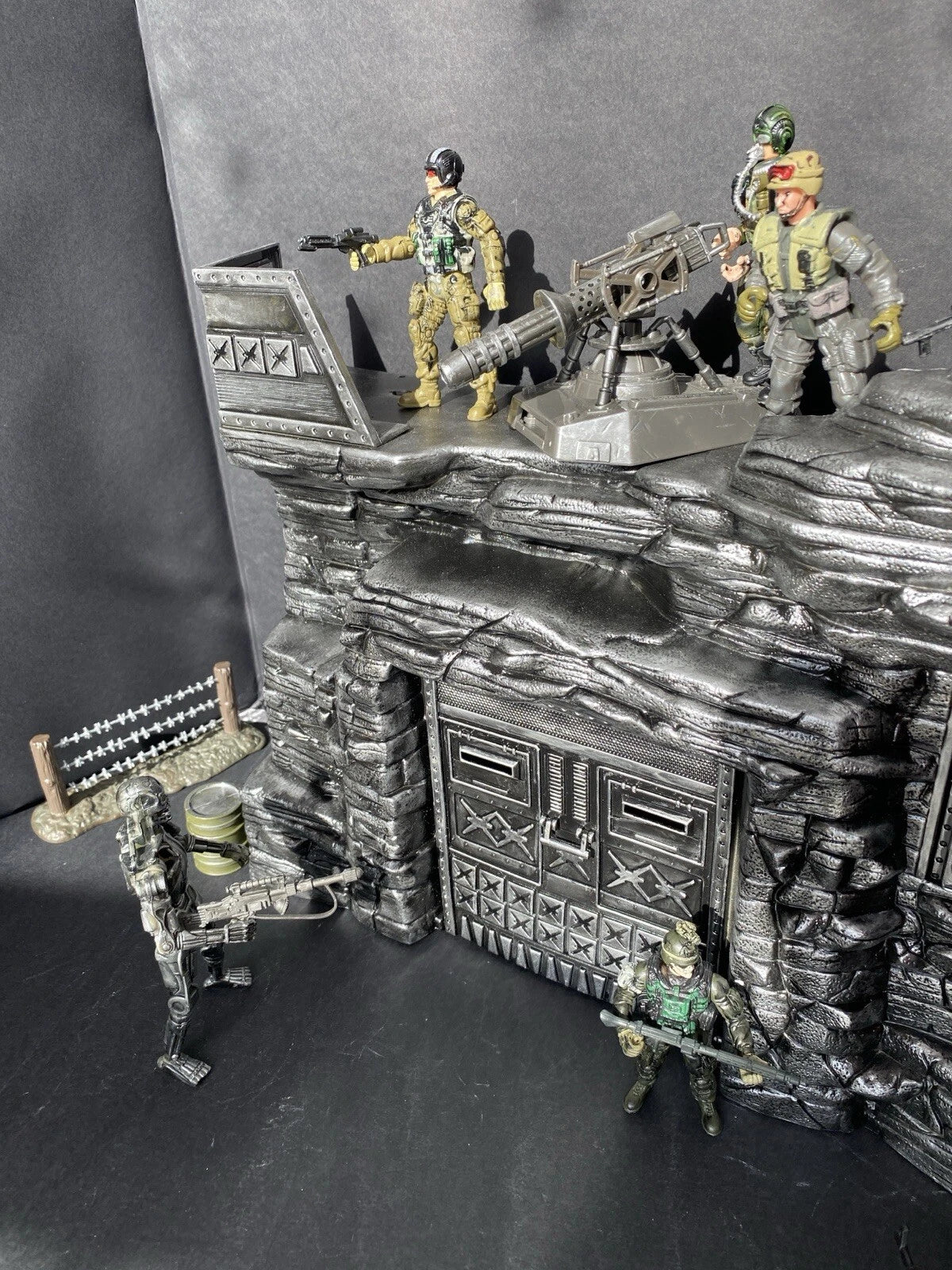 GI JOE COBRA DEVELOPMENTAL TERROR DOME Diorama 1:18 Snake Destro Vintage Custom