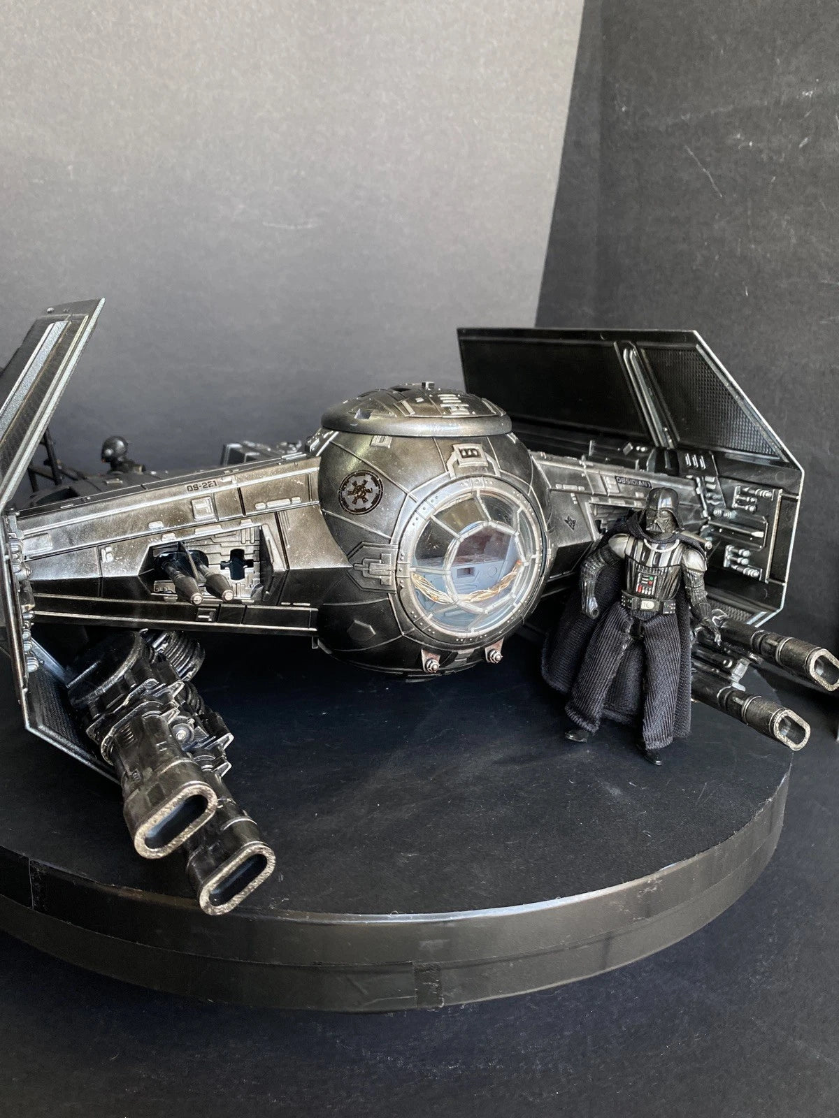 TIE Fighter – Star Wars custom hand-painted vintage Kenner sith jedi collectible