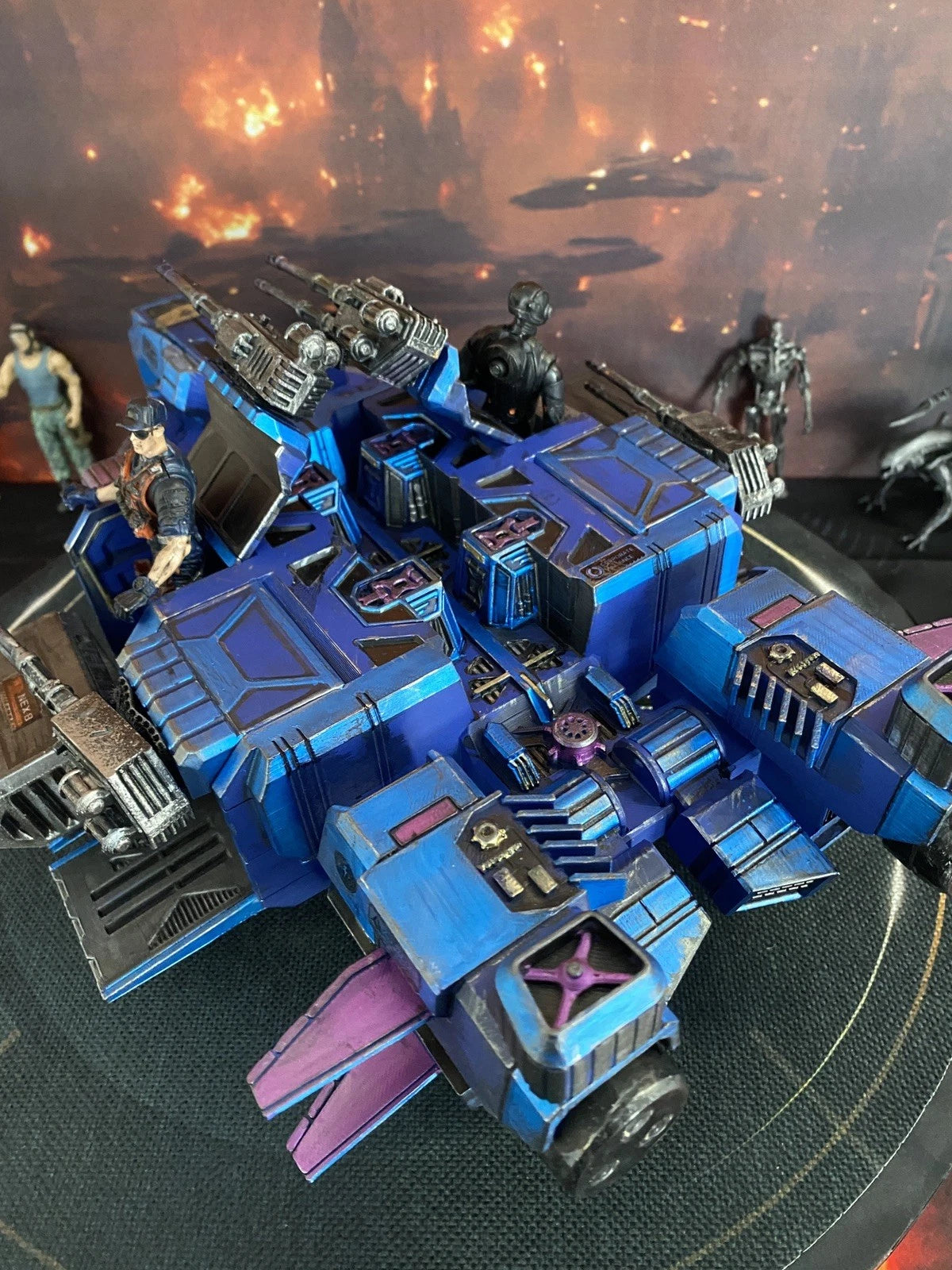 Aliens Weyland Yutani Siege Lander | Custom Colonial Marine Gunship Romulus APC