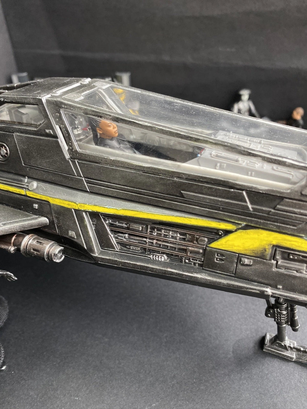 RAZORWAKE (RWK-92) STRIKE CRAFT Interceptor Battlestar Galactica Viper Custom