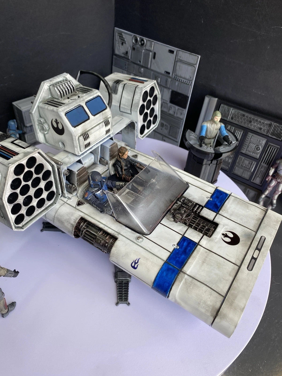 Rebel Assault Cruiser “Talon V-7” – Custom Andor Era Land Speeder Star Wars