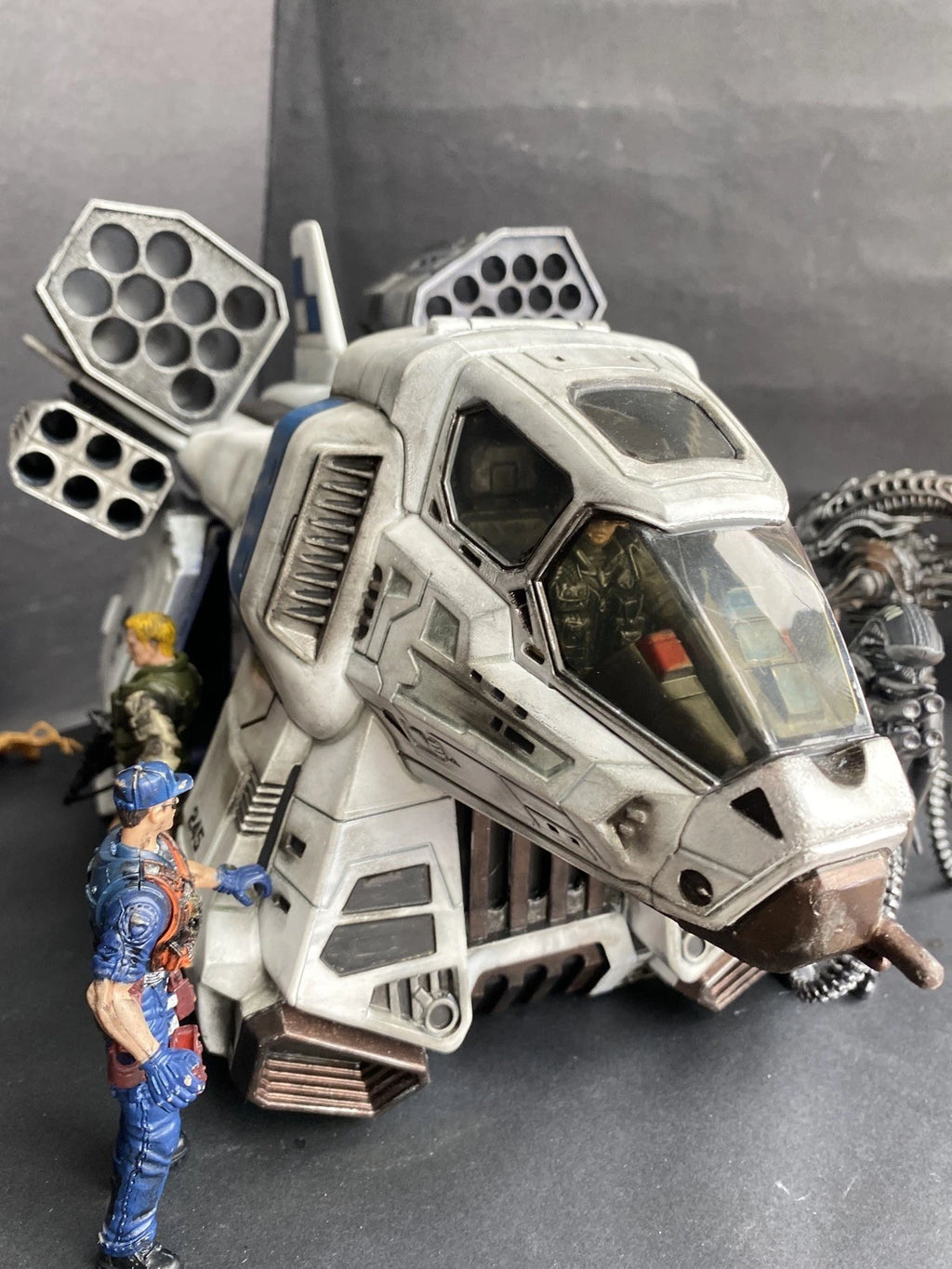 ALIENS CUSTOM GUNSHIP VEHICLE WEYLAND YUTANI COLONIAL MARINES ROMULUS 3.75