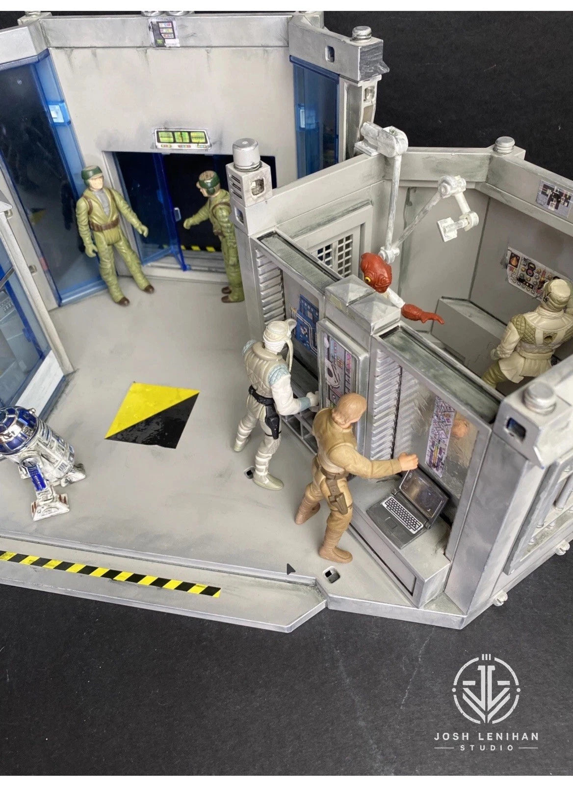 Star Wars Hoth Rebel Base Diorama Empire Strikes Back Medical Bay Kenner Custom