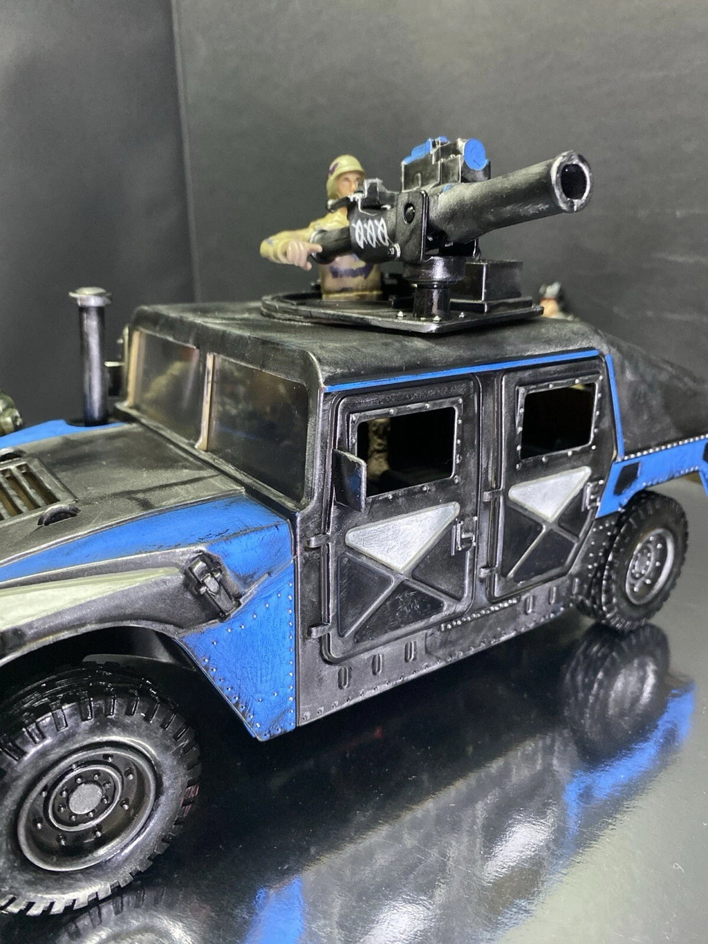 Aliens Hadley Hope Colonial Marines Truck Weyland Yutani Romulus Earth Neca