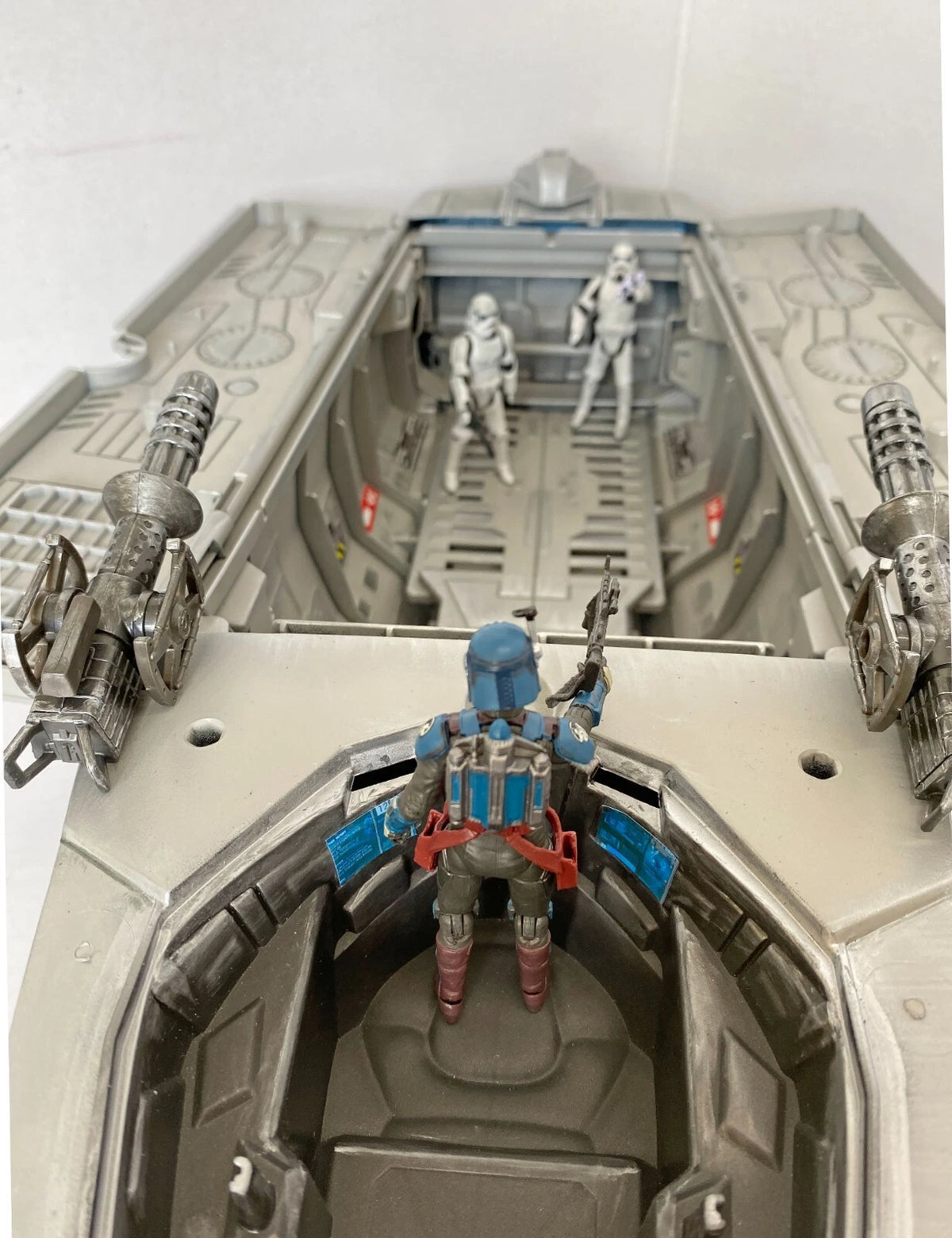 Star Wars Mandalorian Starfighter Bo Katan Kryze Diorama Mandalore Playset - view 16