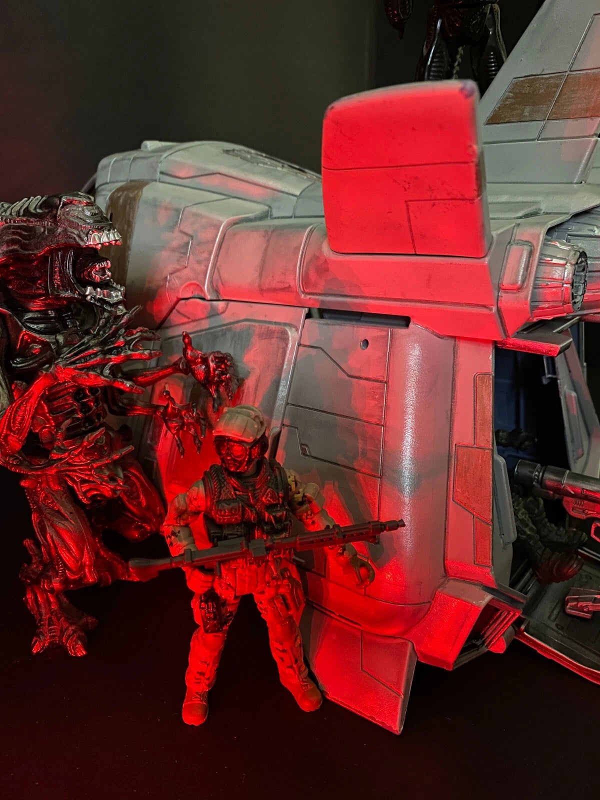 Aliens Dropship “Sulaco Wing” Custom Vintage Style Weyland Yutani Hadley’s Hope - view 16