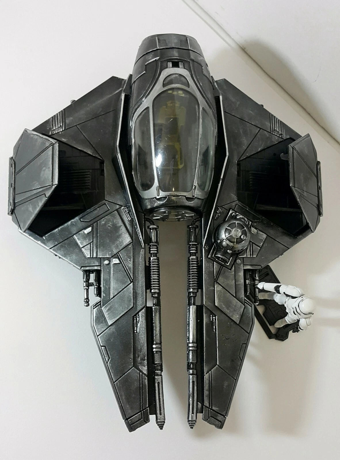 Black Howl Interceptor – Star Wars Custom Sith Starfighter Fallen Empire Vintage - view 3