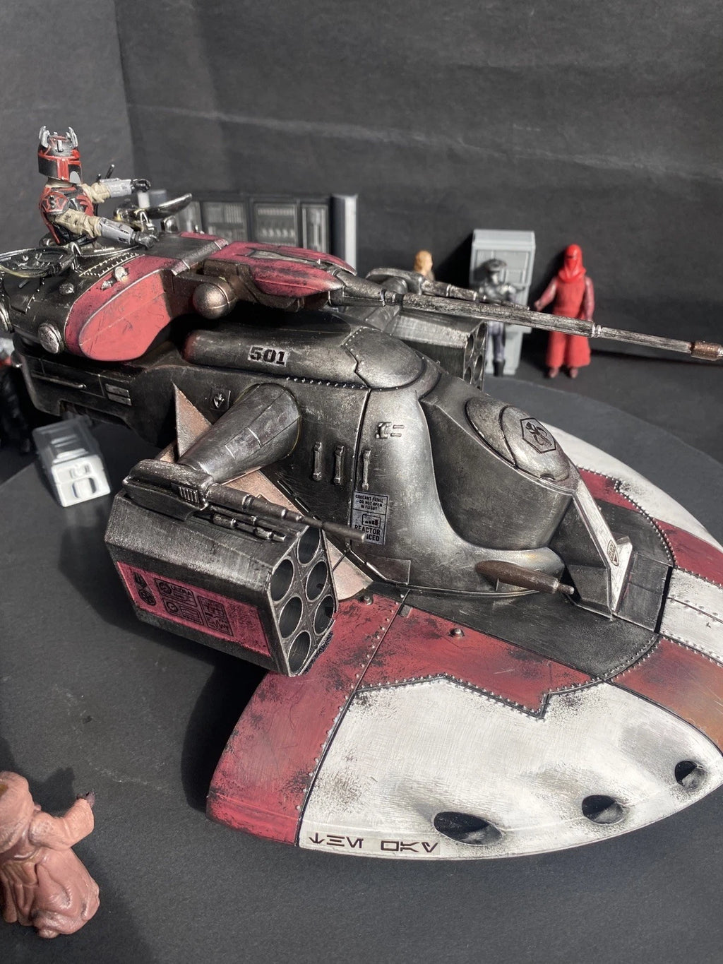 Star Wars AAT Armored Assault Tank Custom Mandalorian The Clone Wars Collectible
