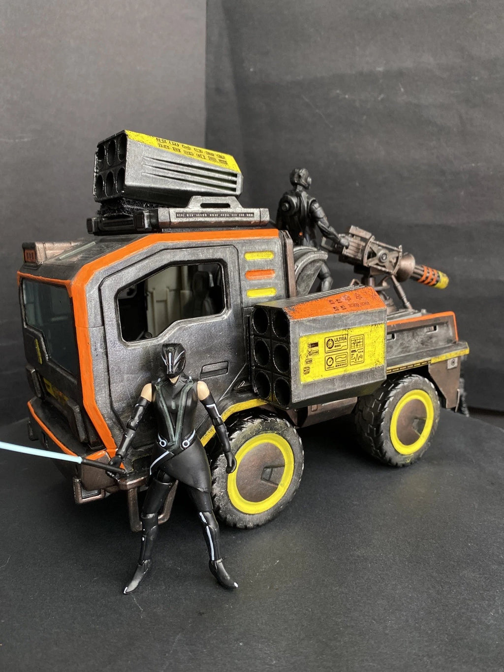 Alien Earth ASH HOUND Gun Truck – Weyland Yutani SecOps Romulus Aliens Custom
