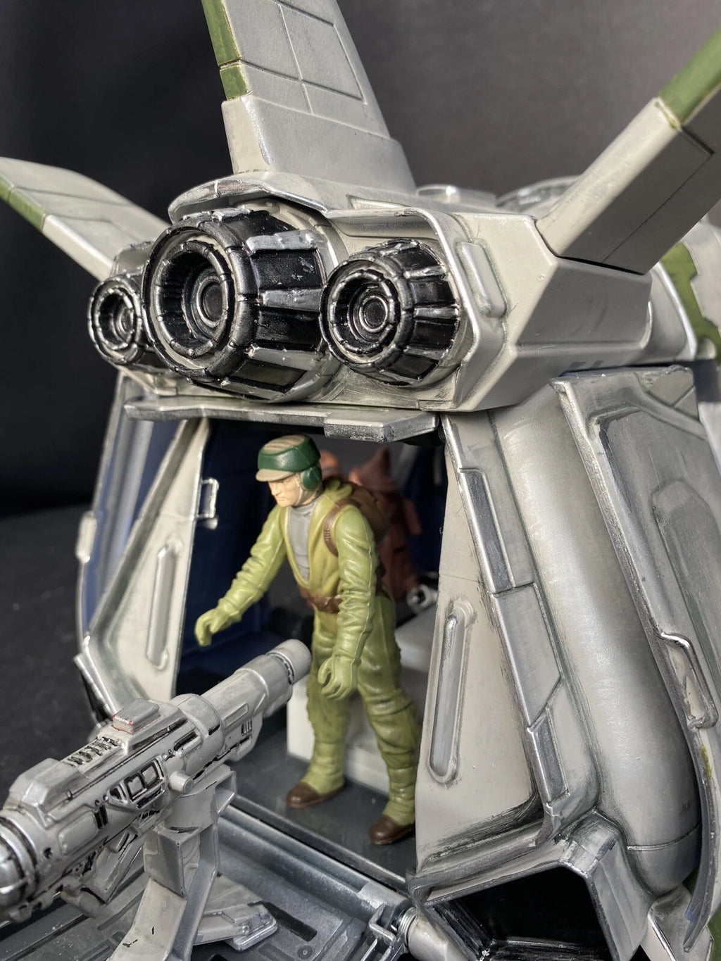 Imperial Shuttle “Pale Vengeance” – Custom Star Wars Kenner Black Series Display