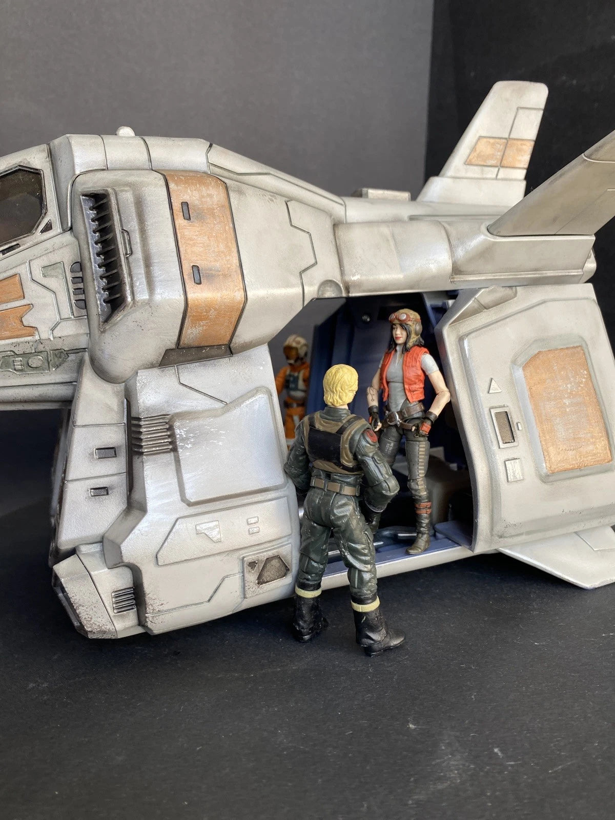 Star Wars DUSTWING K-71 Desert Rebel Shuttle — Custom Gunship w/ LED Light Kit
