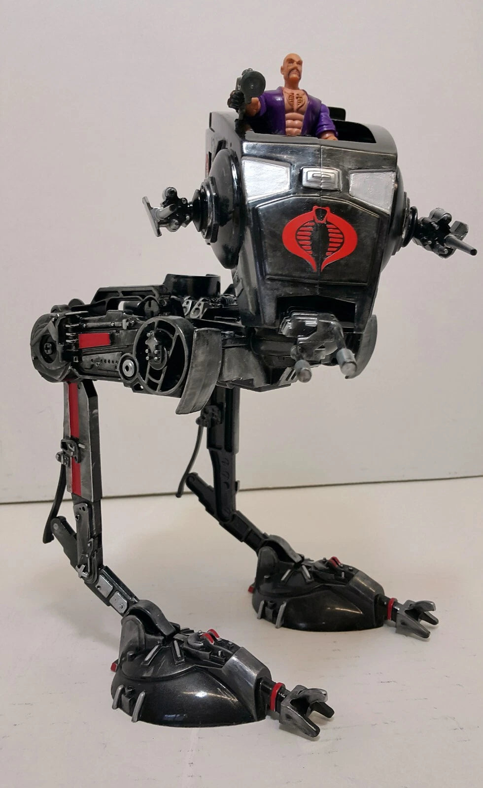 GI Joe Cobra x Star Wars Black Series AT-ST Mandalorian Vintage Collection - view 9