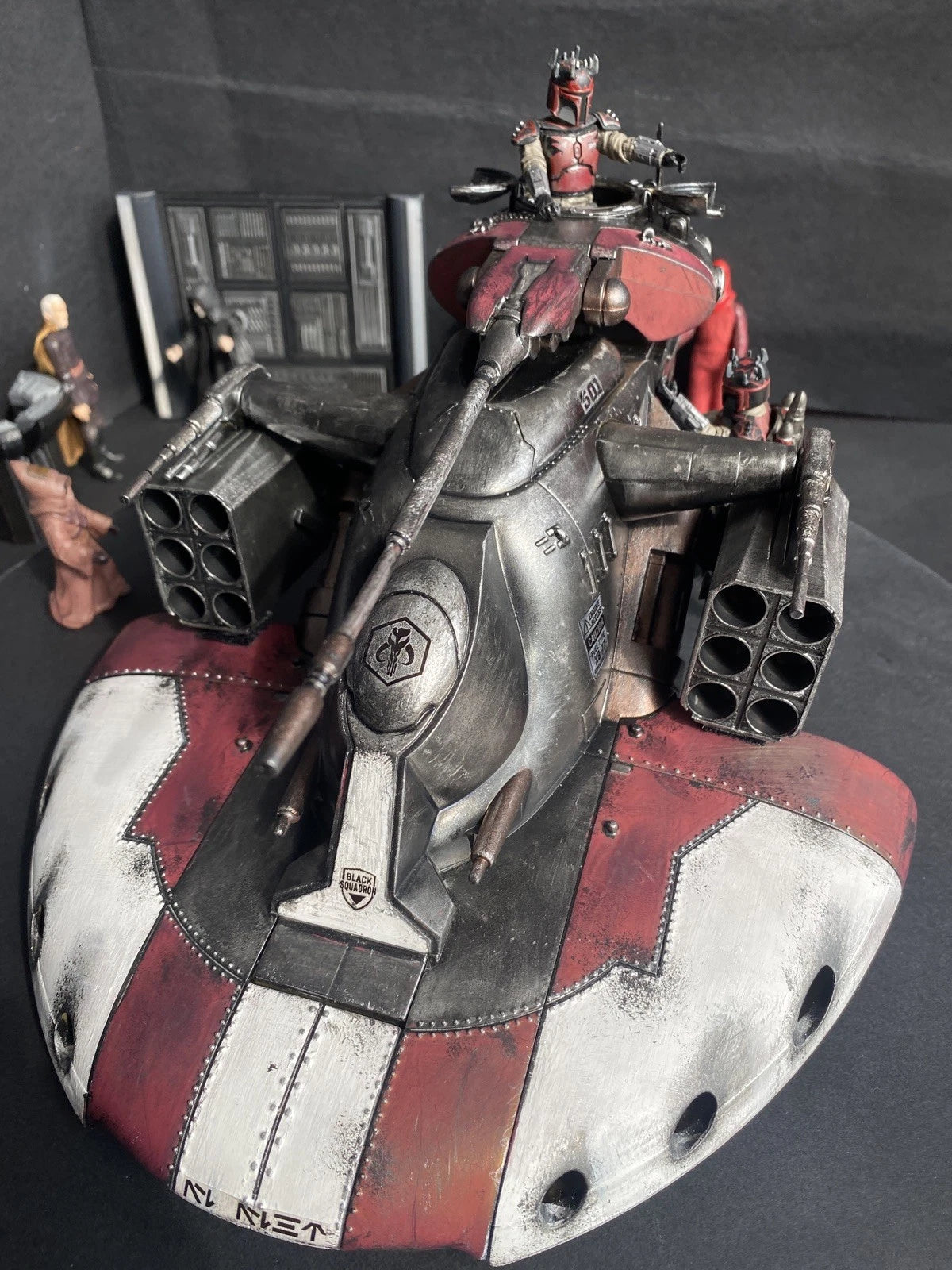 Star Wars AAT Armored Assault Tank Custom Mandalorian The Clone Wars Collectible