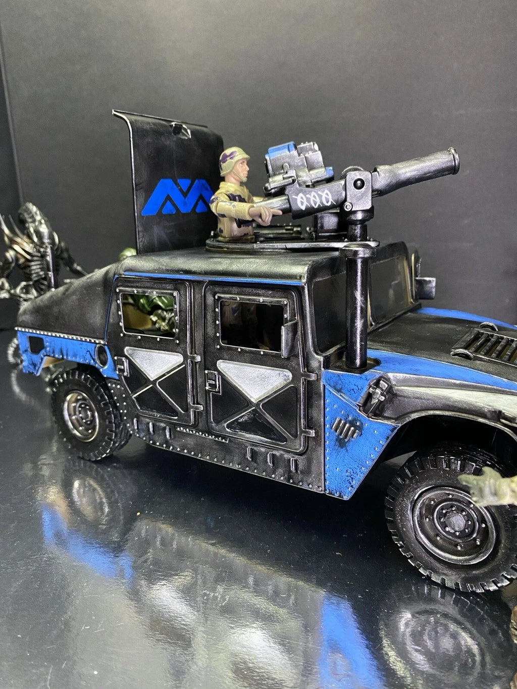 Aliens Hadley Hope Colonial Marines Truck Weyland Yutani Romulus Earth Neca