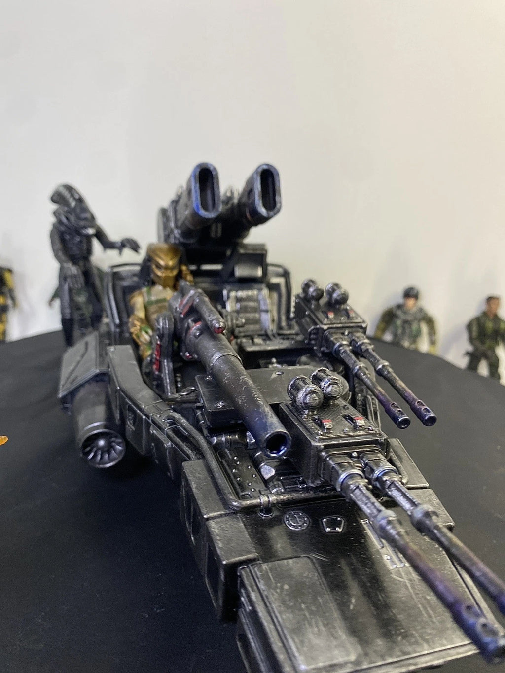 PREDATOR ALIENS Colonial Marines NIGHTPROWLER GUNSKIFF Weyland-Yutani Romulus