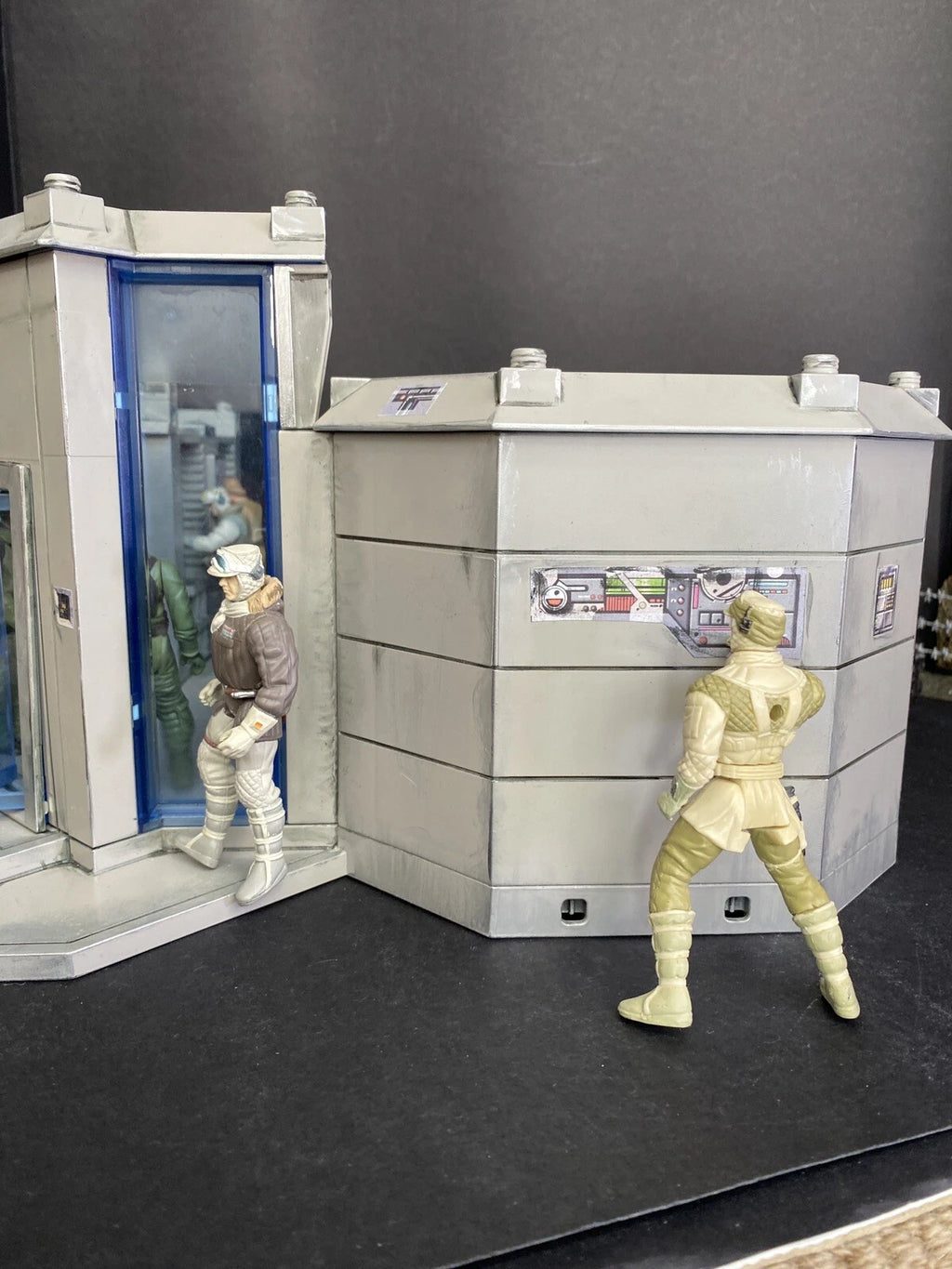 Star Wars Hoth Rebel Base Diorama Empire Strikes Back Medical Bay Kenner Custom
