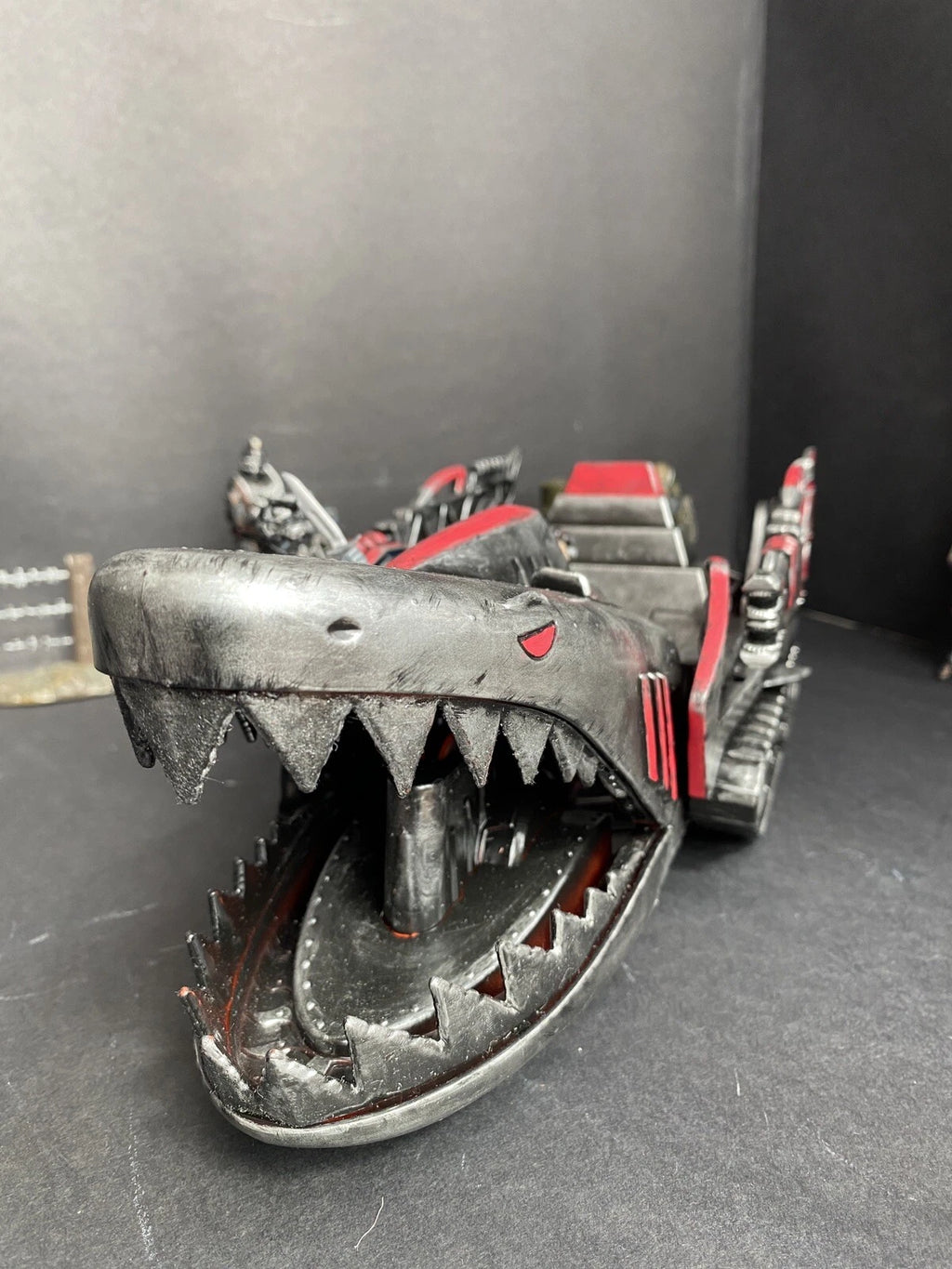 “RAGE RUNNER” QUARANTINE CRAWLER 28 Years Later Custom Apocalypse Raider Vehicle