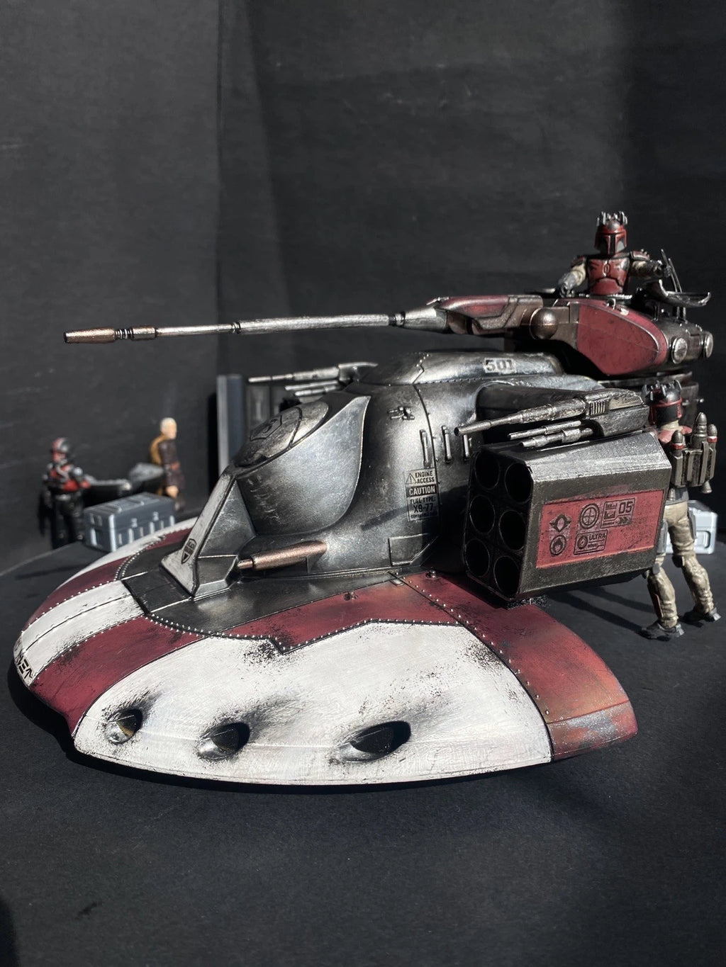 Star Wars AAT Armored Assault Tank Custom Mandalorian The Clone Wars Collectible