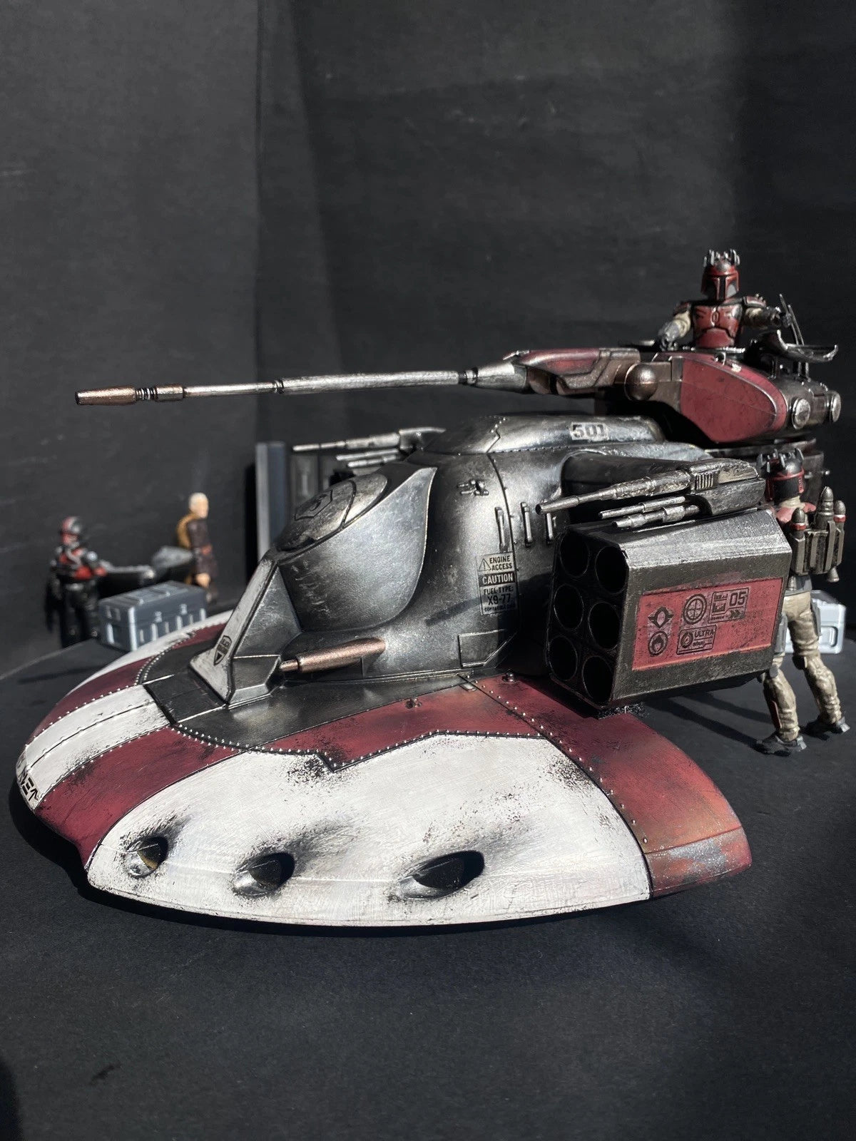 Star Wars AAT Armored Assault Tank Custom Mandalorian The Clone Wars Collectible
