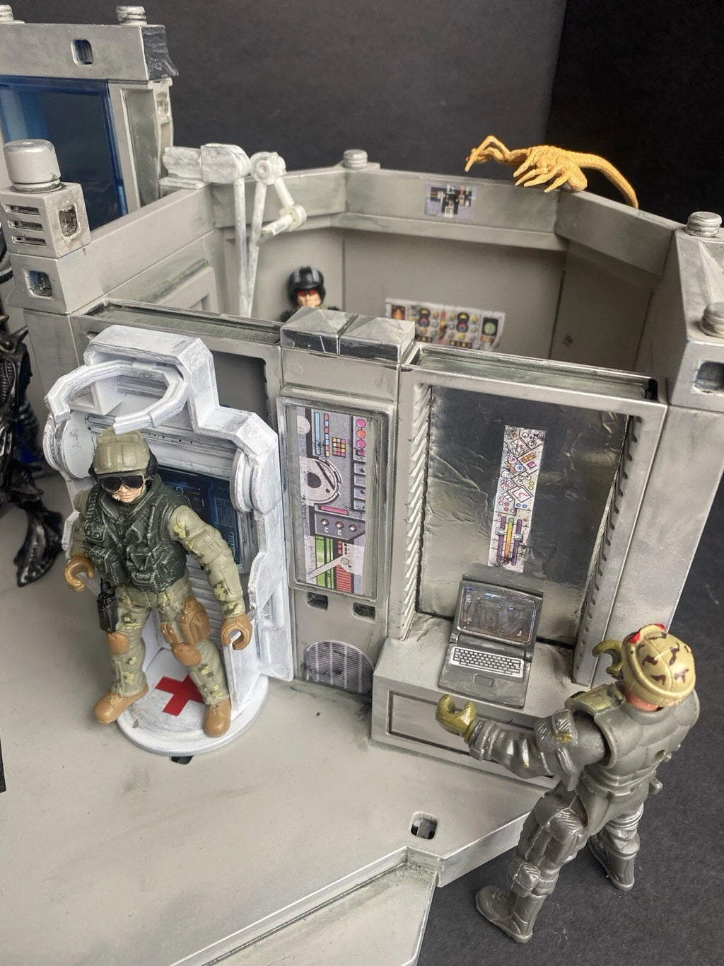 GI JOE COBRA Medical Lab Diorama 1:18 3.75 Collectible series Vintage Custom