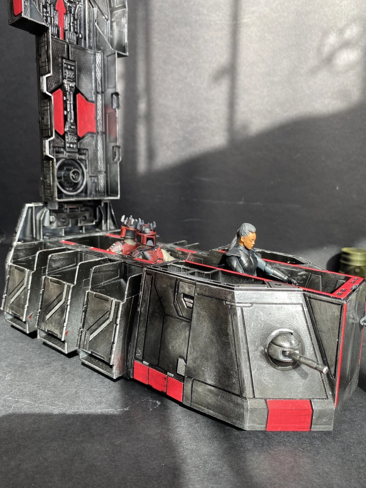 Star Wars Mandalorian Custom Troop Transport Boba Fett Darksaber Beskar Diorama