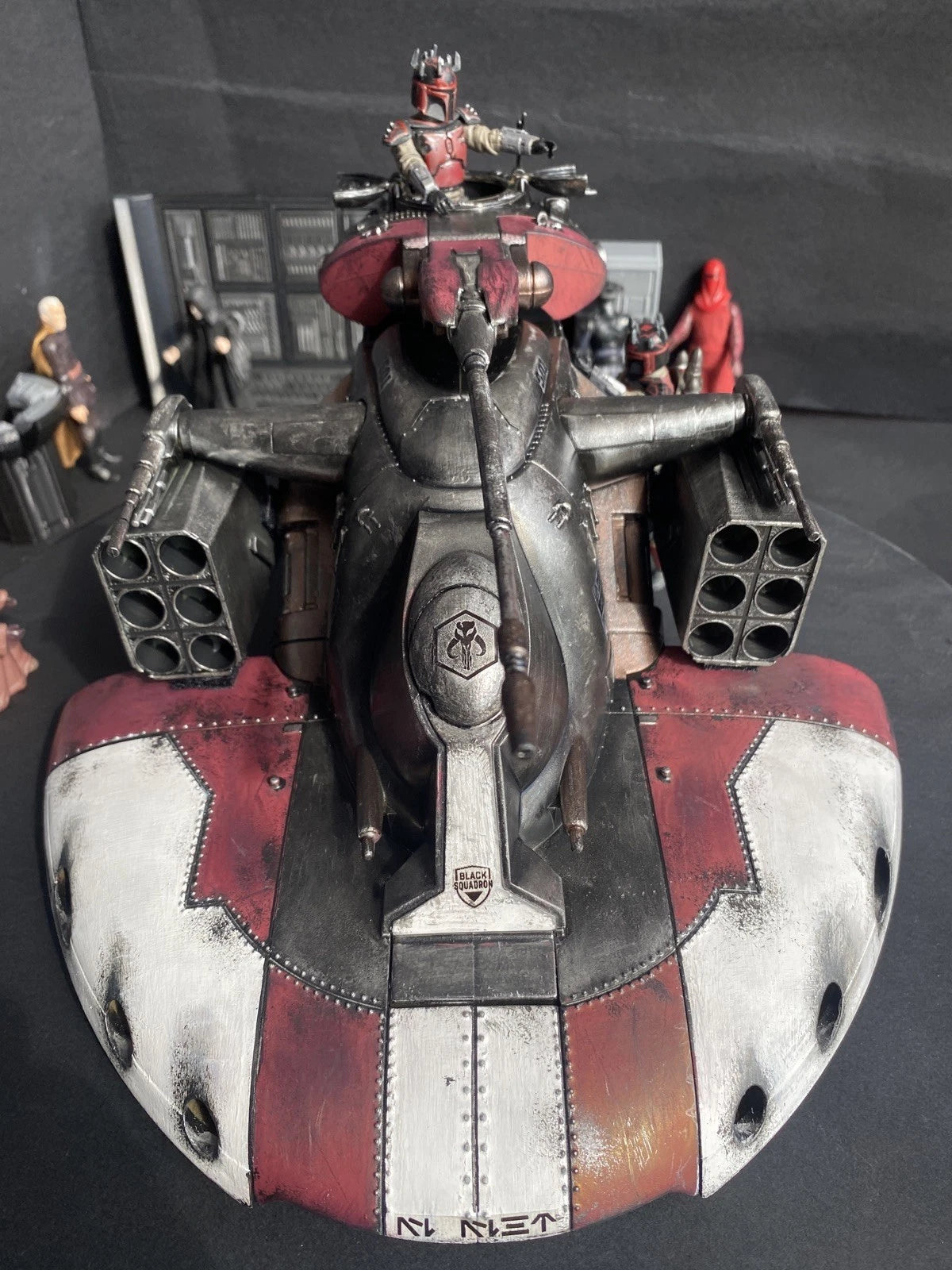 Star Wars AAT Armored Assault Tank Custom Mandalorian The Clone Wars Collectible