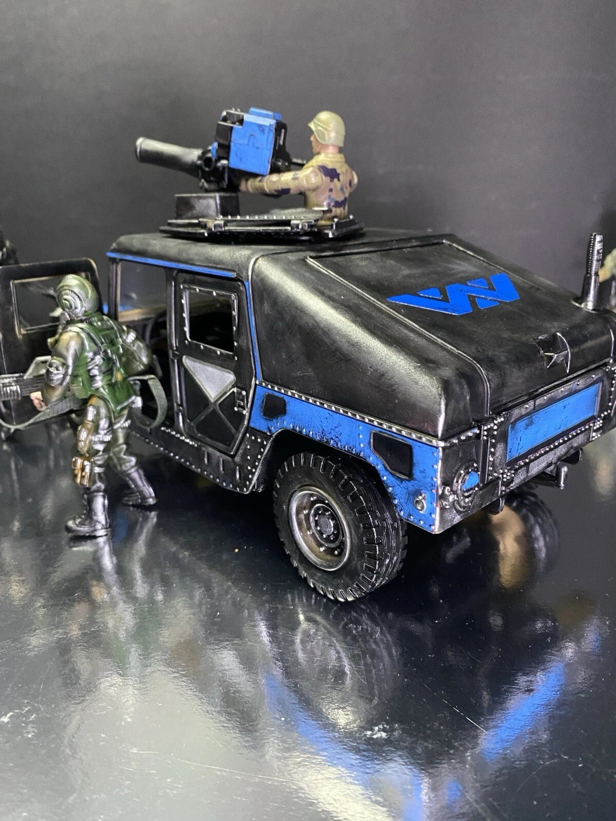 Aliens Hadley Hope Colonial Marines Truck Weyland Yutani Romulus Earth Neca