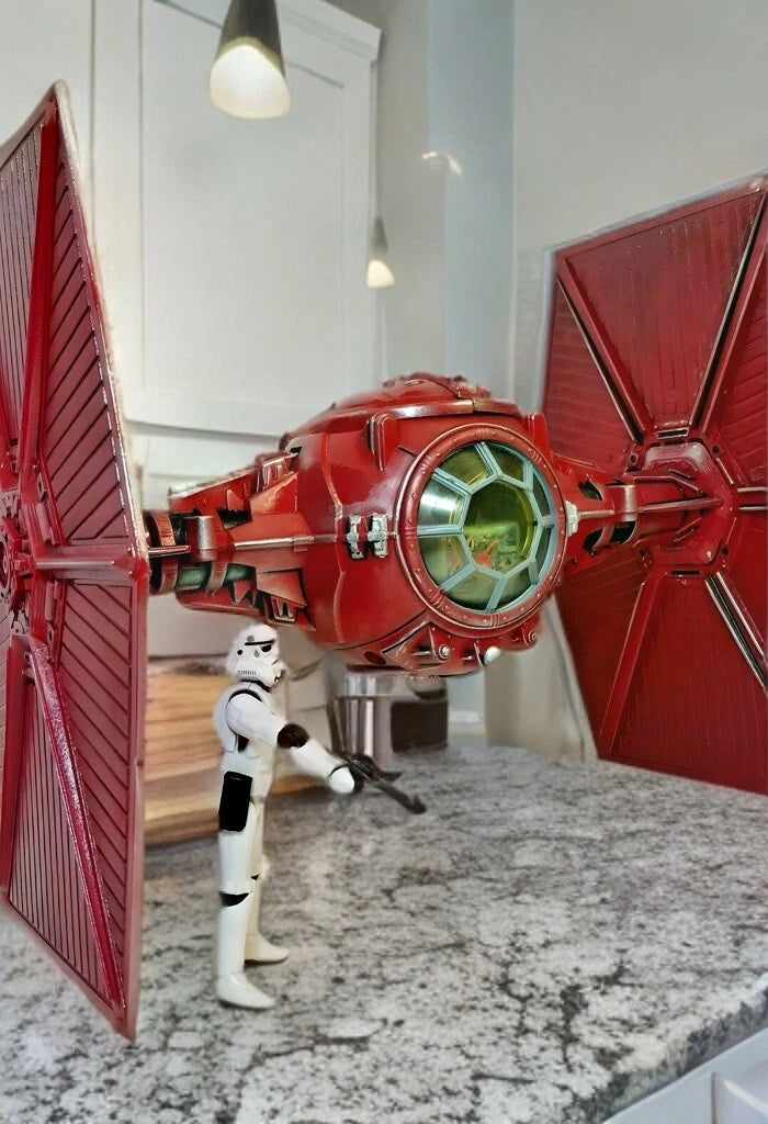 Star Wars TIE Fighter Crimson Eclipse – 3.75” Starfighter Vintage Collection