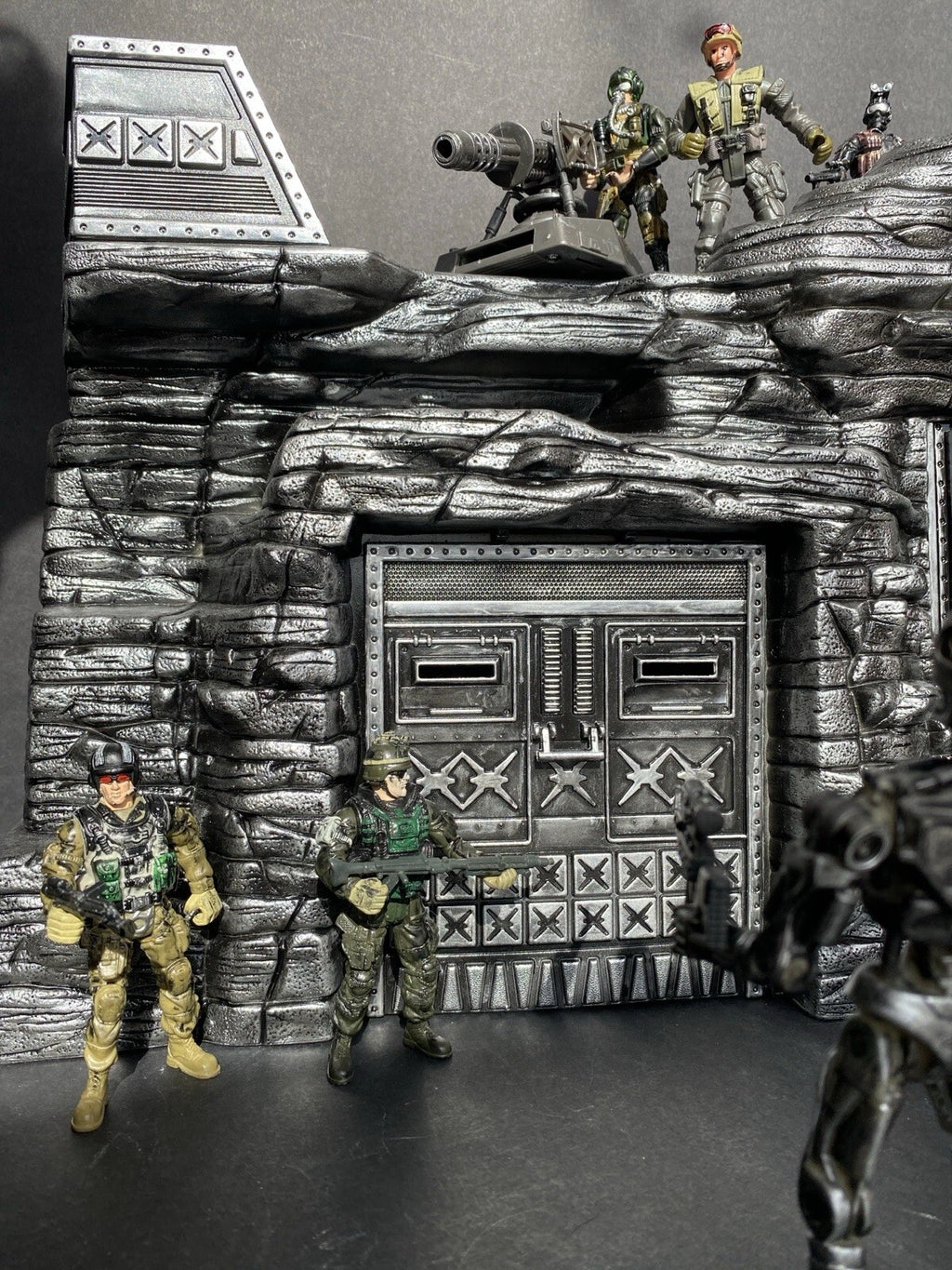 GI JOE COBRA DEVELOPMENTAL TERROR DOME Diorama 1:18 Snake Destro Vintage Custom