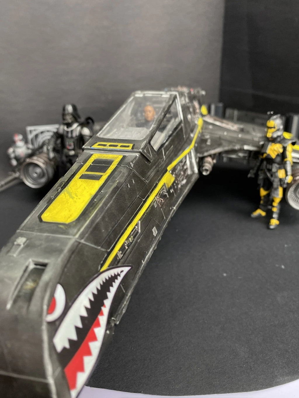 RAZORWAKE (RWK-92) STRIKE CRAFT Interceptor Battlestar Galactica Viper Custom