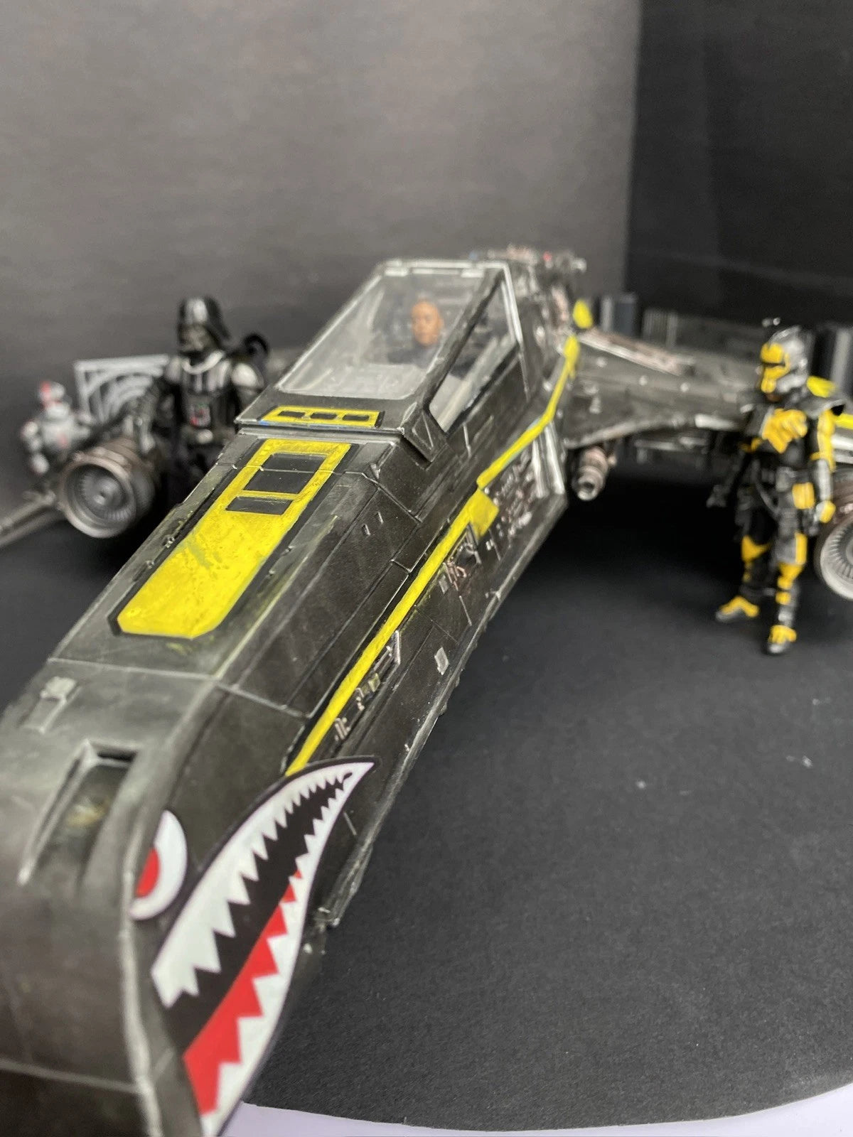RAZORWAKE (RWK-92) STRIKE CRAFT Interceptor Battlestar Galactica Viper Custom