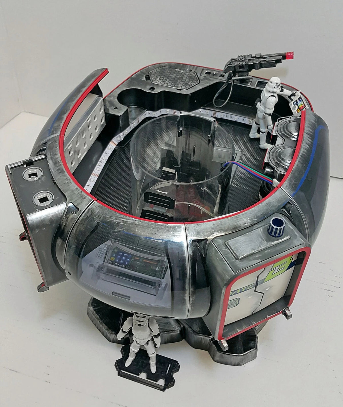 Star Wars Crimson Watch Outpost — LED Diorama (1:18 / 3.75”, Hand-Built One-Off - view 12