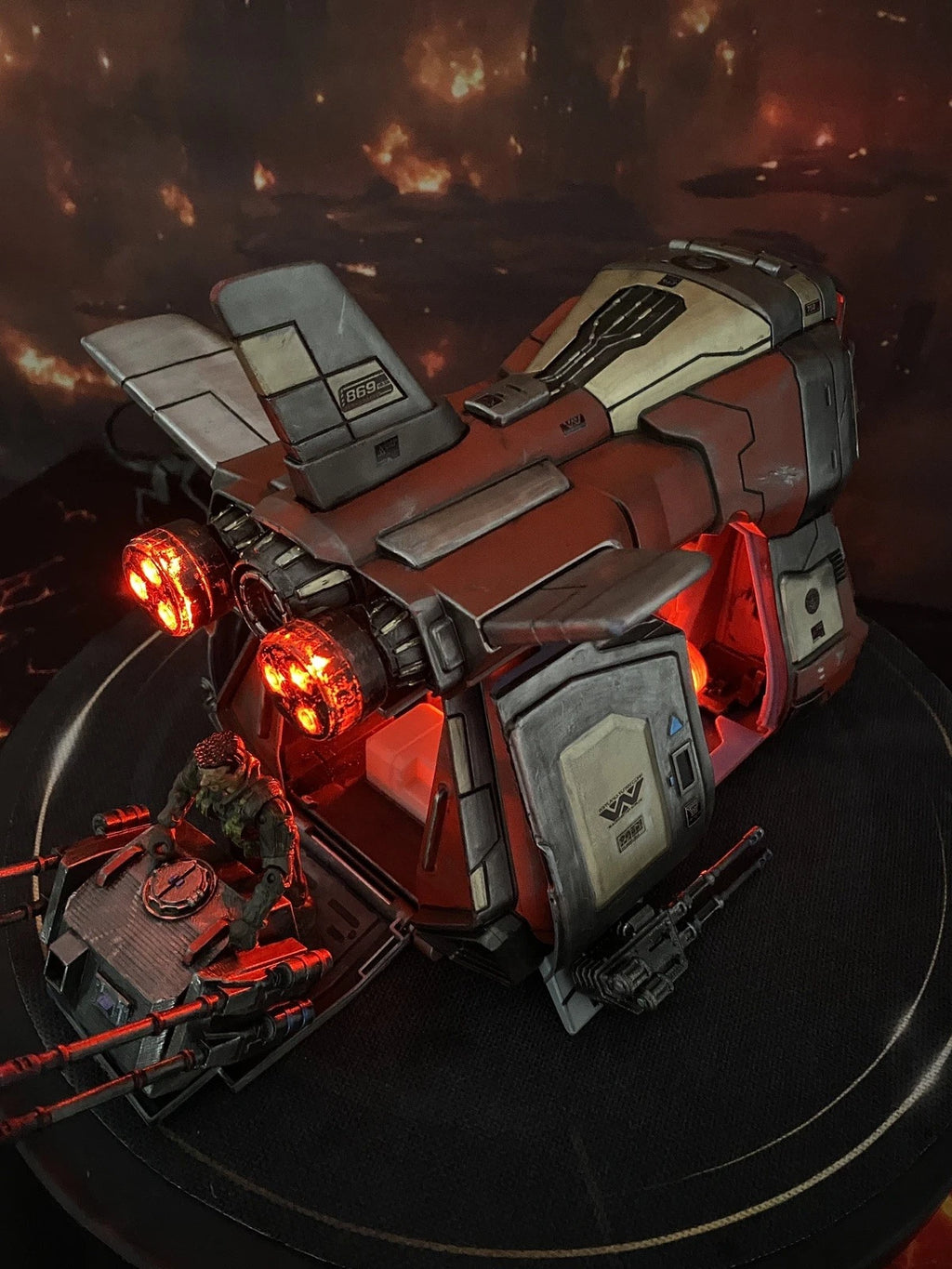 Raven Arc-9 Elysium Security Gunship | Custom Hand-Painted Dropship Diorama